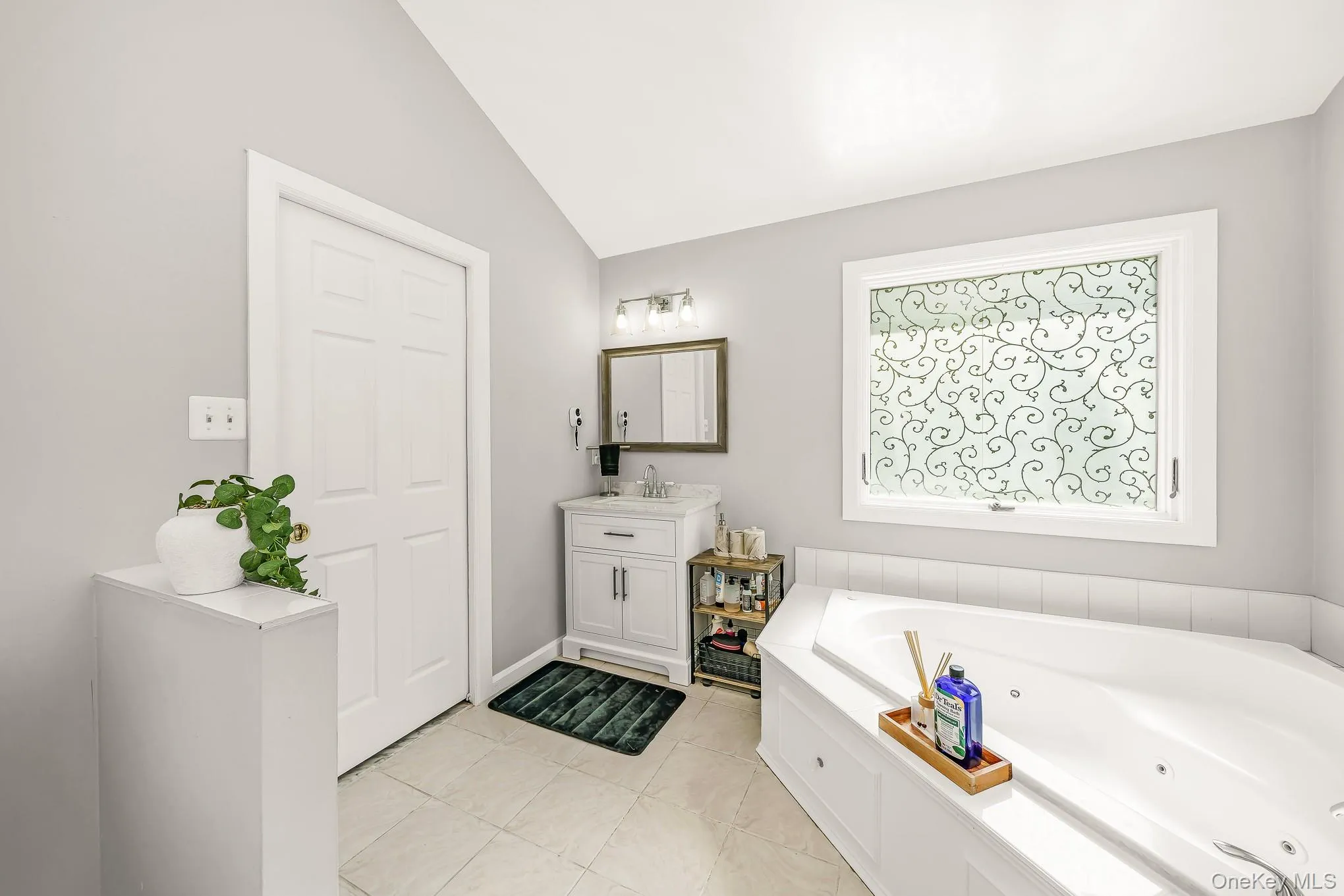 102 Inverness Road, Islip, NY, 3 Bedrooms Bedrooms, 8 Rooms Rooms,2 BathroomsBathrooms,Residential,For Rent,Inverness,0,1055881 102 Inverness Road, Islip, NY, 3 Bedrooms Bedrooms, 8 Rooms Rooms,2 BathroomsBathrooms,Residential,For Rent,Inverness,0,1055881