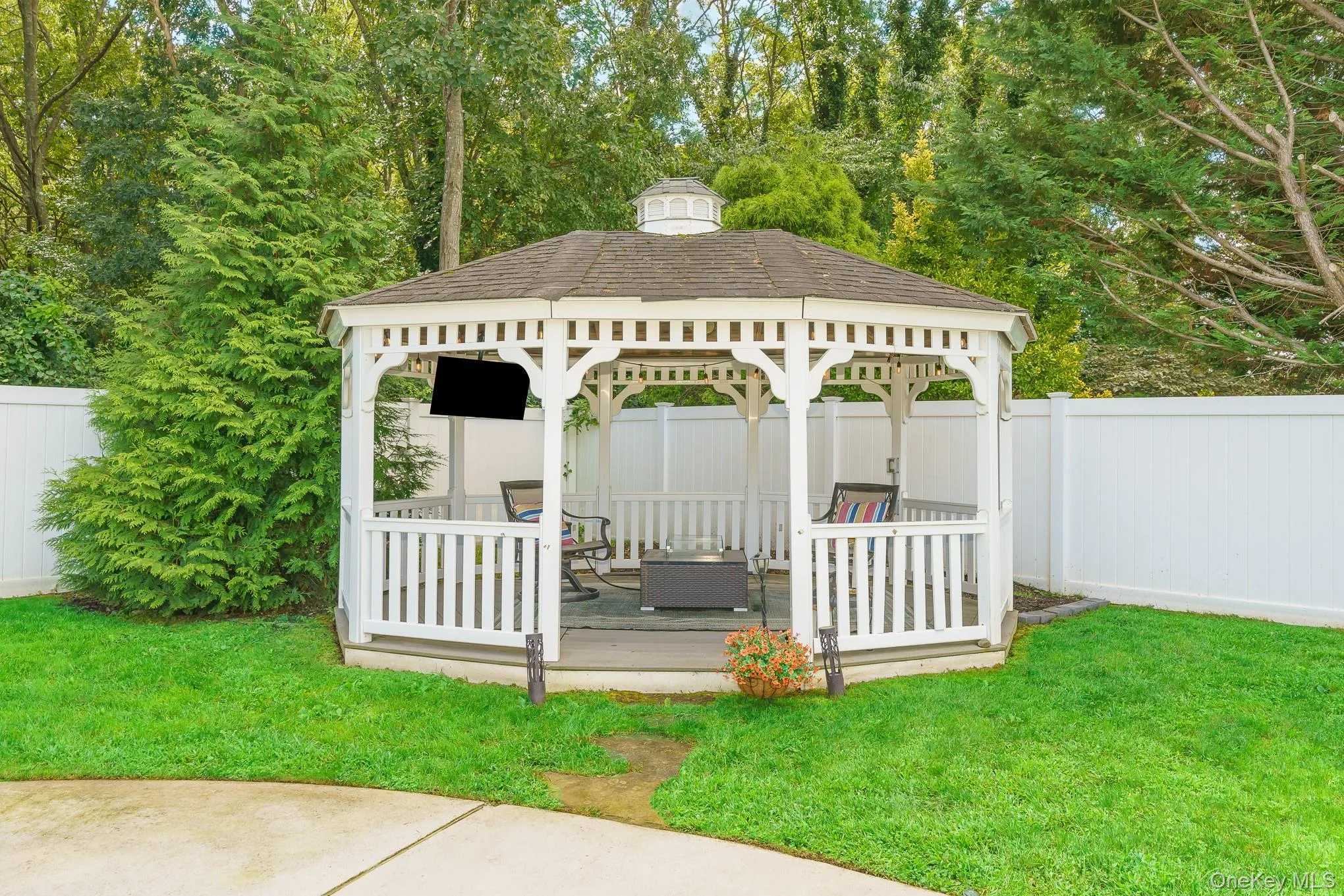 102 Inverness Road, Islip, NY, 3 Bedrooms Bedrooms, 8 Rooms Rooms,2 BathroomsBathrooms,Residential,For Rent,Inverness,0,1055881 102 Inverness Road, Islip, NY, 3 Bedrooms Bedrooms, 8 Rooms Rooms,2 BathroomsBathrooms,Residential,For Rent,Inverness,0,1055881