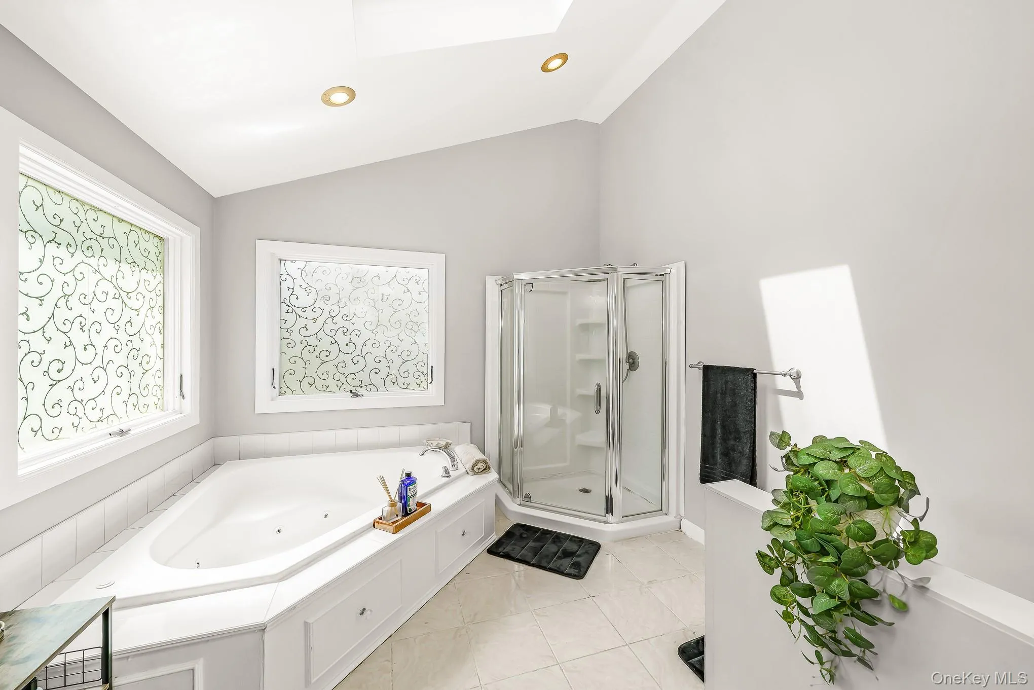 102 Inverness Road, Islip, NY, 3 Bedrooms Bedrooms, 8 Rooms Rooms,2 BathroomsBathrooms,Residential,For Rent,Inverness,0,1055881 102 Inverness Road, Islip, NY, 3 Bedrooms Bedrooms, 8 Rooms Rooms,2 BathroomsBathrooms,Residential,For Rent,Inverness,0,1055881