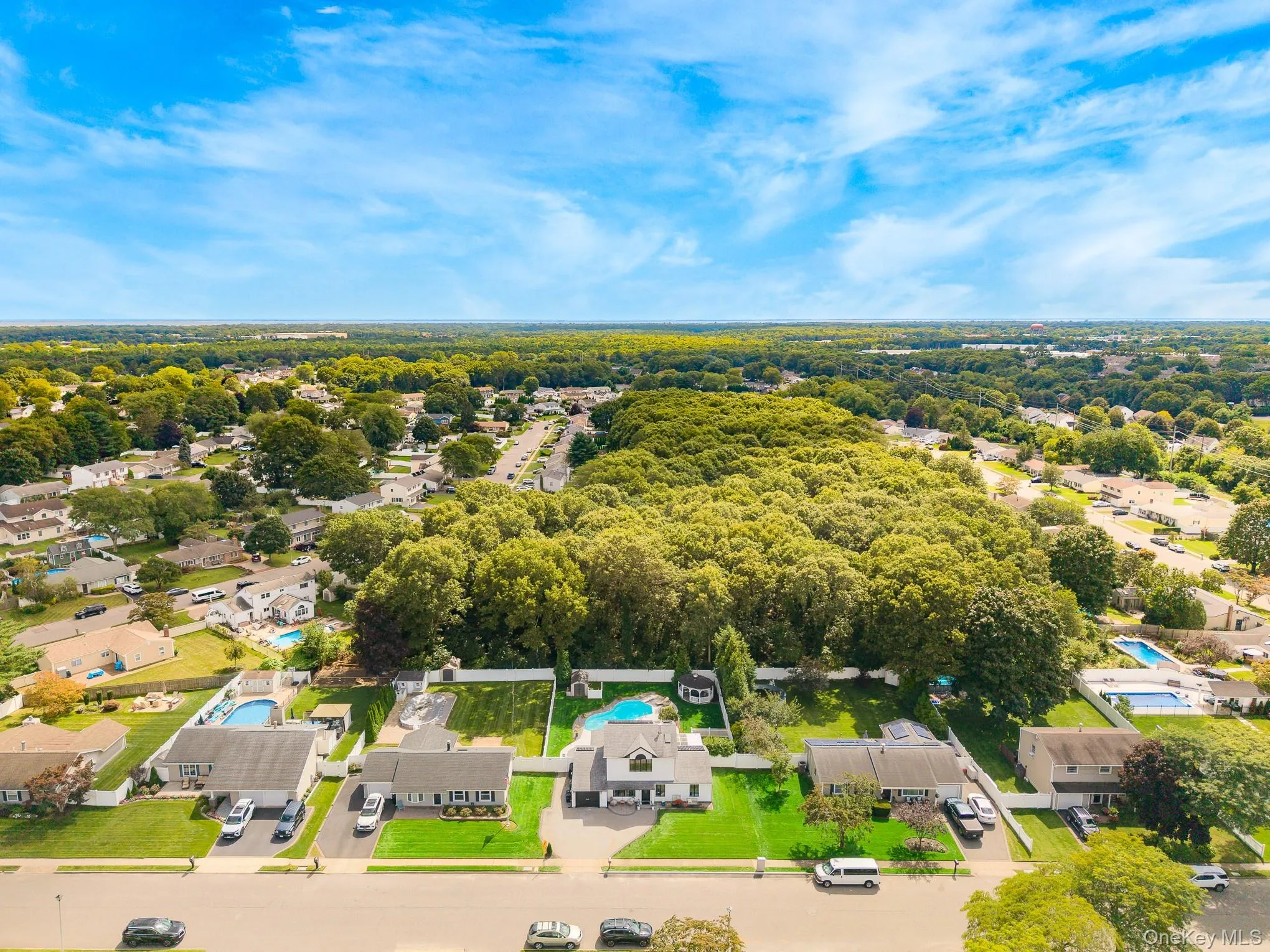 102 Inverness Road, Islip, NY, 3 Bedrooms Bedrooms, 8 Rooms Rooms,2 BathroomsBathrooms,Residential,For Rent,Inverness,0,1055881 102 Inverness Road, Islip, NY, 3 Bedrooms Bedrooms, 8 Rooms Rooms,2 BathroomsBathrooms,Residential,For Rent,Inverness,0,1055881