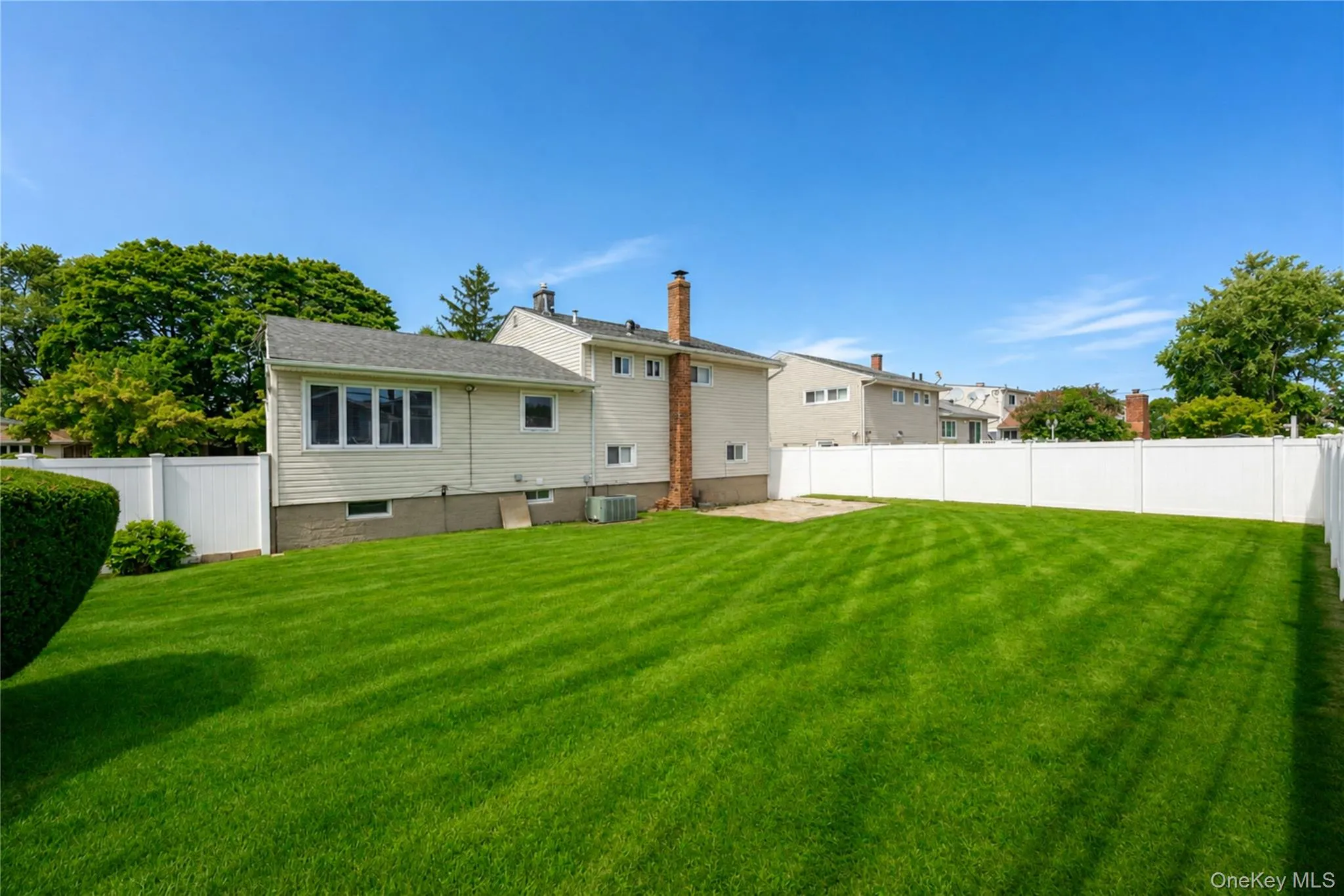 7 Primrose Avenue, Oyster Bay, NY, 3 Bedrooms Bedrooms, 10 Rooms Rooms,2 BathroomsBathrooms,Residential,For Rent,Primrose,0,1055888 7 Primrose Avenue, Oyster Bay, NY, 3 Bedrooms Bedrooms, 10 Rooms Rooms,2 BathroomsBathrooms,Residential,For Rent,Primrose,0,1055888