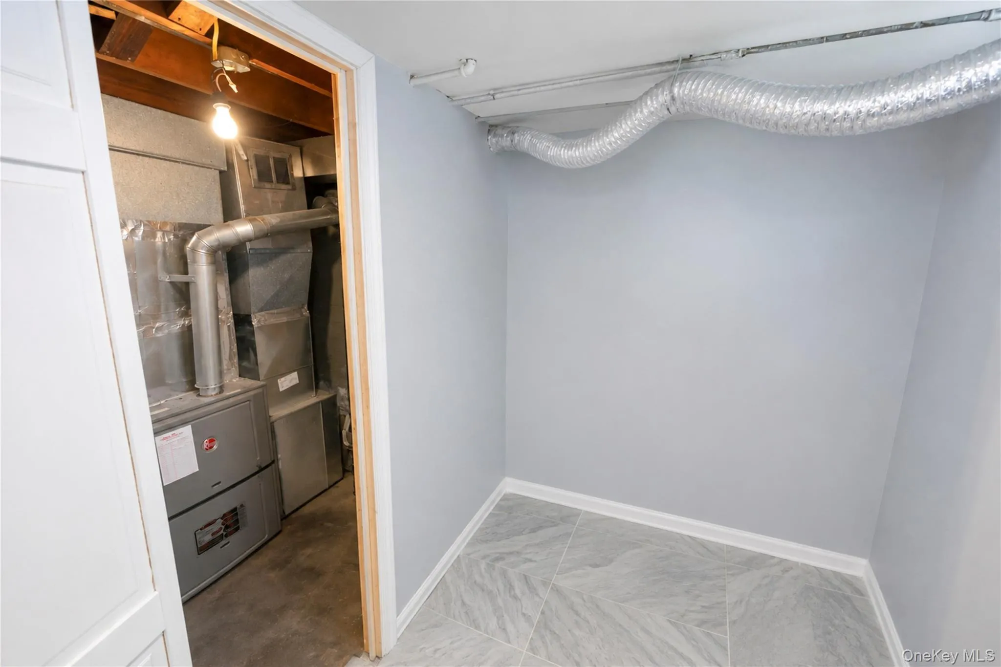 7 Primrose Avenue, Oyster Bay, NY, 3 Bedrooms Bedrooms, 10 Rooms Rooms,2 BathroomsBathrooms,Residential,For Rent,Primrose,0,1055888 7 Primrose Avenue, Oyster Bay, NY, 3 Bedrooms Bedrooms, 10 Rooms Rooms,2 BathroomsBathrooms,Residential,For Rent,Primrose,0,1055888