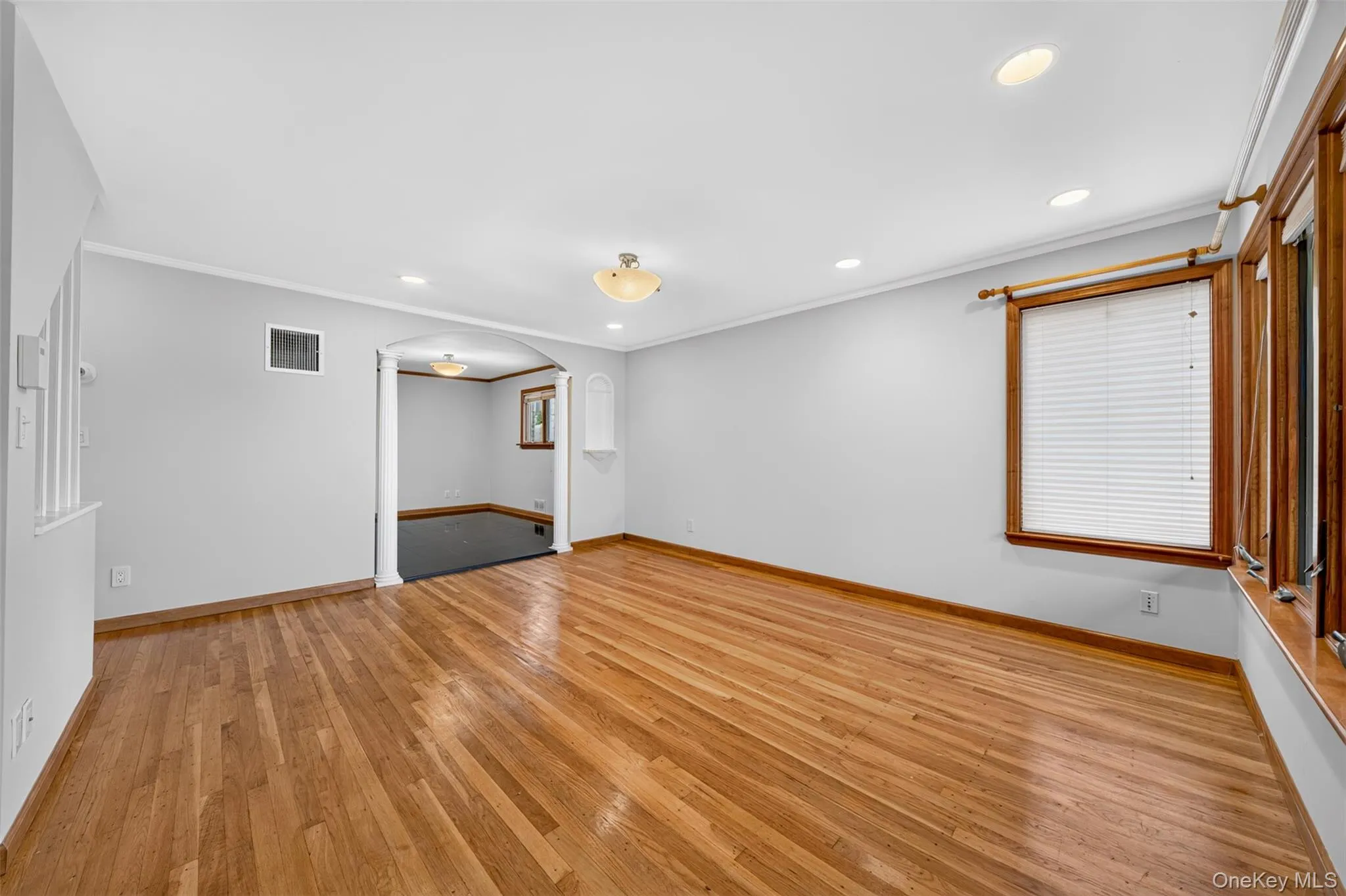 50-40 Francis Lewis Boulevard, New York, NY, 3 Bedrooms Bedrooms, 6 Rooms Rooms,2 BathroomsBathrooms,Residential,For Rent,Francis Lewis,0,1055890 50-40 Francis Lewis Boulevard, New York, NY, 3 Bedrooms Bedrooms, 6 Rooms Rooms,2 BathroomsBathrooms,Residential,For Rent,Francis Lewis,0,1055890
