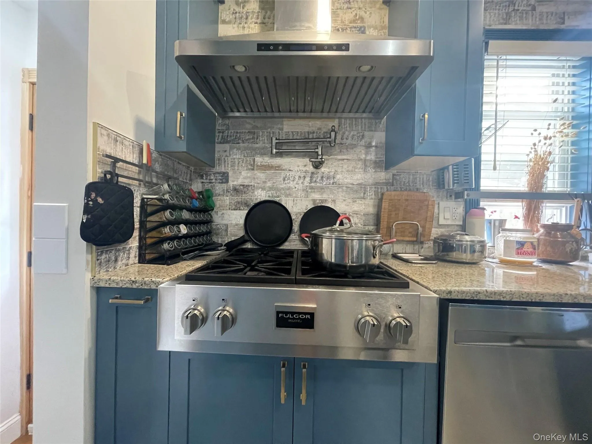 7625 250th Street, New York, NY, 3 Bedrooms Bedrooms, 6 Rooms Rooms,3 BathroomsBathrooms,Residential,For Rent,250th,0,1055892 7625 250th Street, New York, NY, 3 Bedrooms Bedrooms, 6 Rooms Rooms,3 BathroomsBathrooms,Residential,For Rent,250th,0,1055892