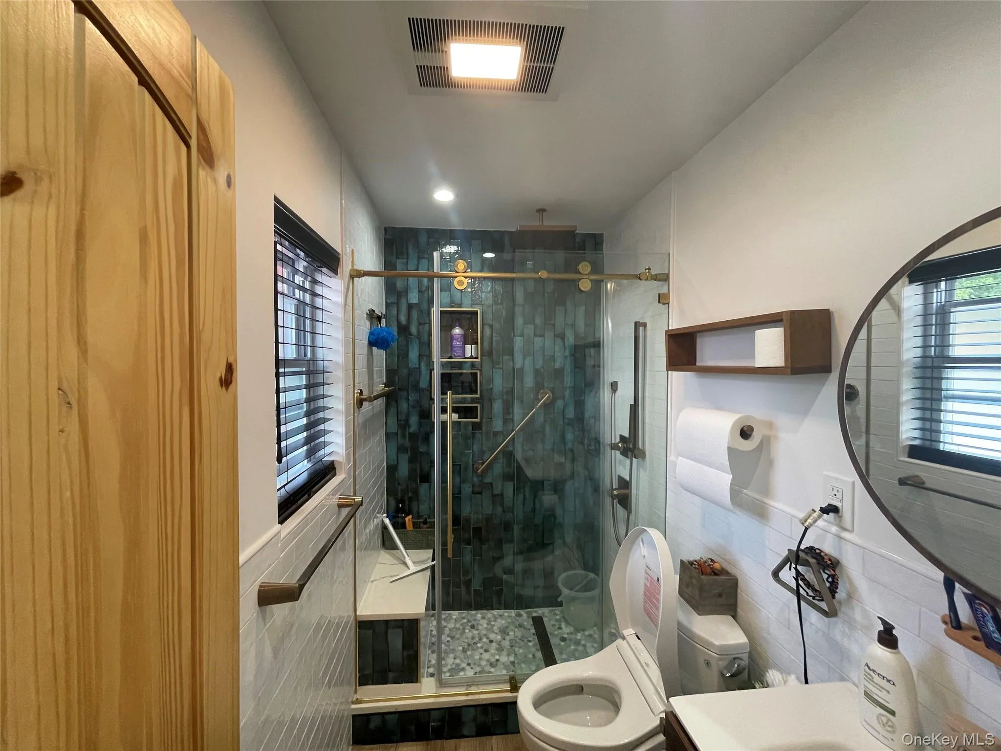 7625 250th Street, New York, NY, 3 Bedrooms Bedrooms, 6 Rooms Rooms,3 BathroomsBathrooms,Residential,For Rent,250th,0,1055892 7625 250th Street, New York, NY, 3 Bedrooms Bedrooms, 6 Rooms Rooms,3 BathroomsBathrooms,Residential,For Rent,250th,0,1055892