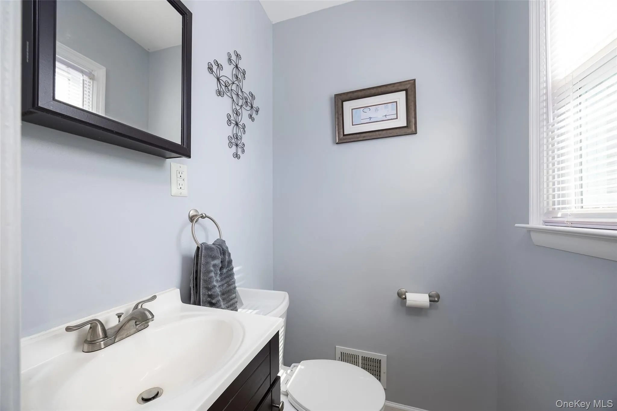 30 Flemming Drive, Newburgh (city), NY, 3 Bedrooms Bedrooms, 7 Rooms Rooms,1 BathroomBathrooms,Residential,For Rent,Flemming,0,1055896 30 Flemming Drive, Newburgh (city), NY, 3 Bedrooms Bedrooms, 7 Rooms Rooms,1 BathroomBathrooms,Residential,For Rent,Flemming,0,1055896