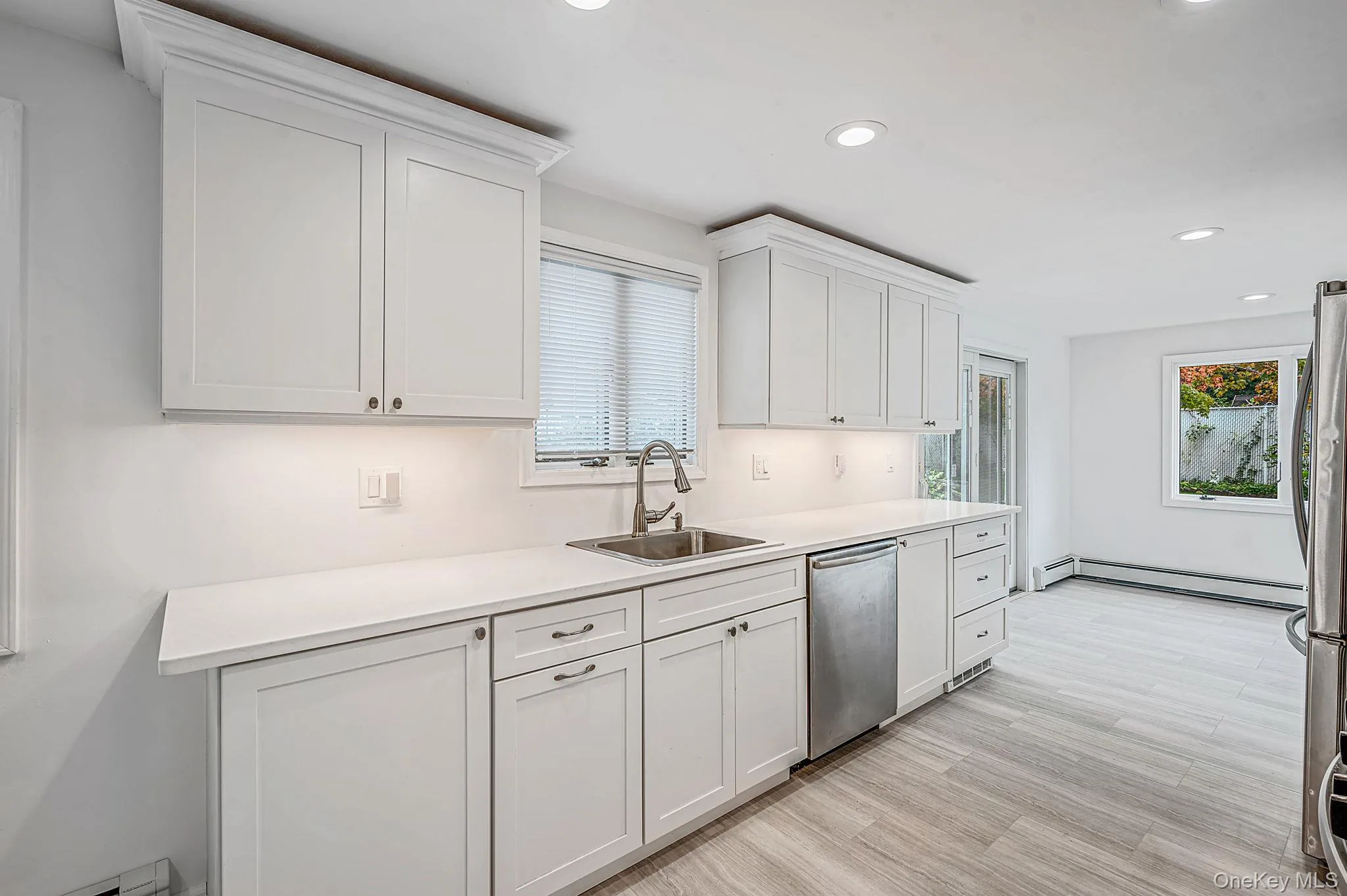 1 Allegheny Drive, Brookhaven, NY, 3 Bedrooms Bedrooms, 8 Rooms Rooms,1 BathroomBathrooms,Residential,For Rent,Allegheny,0,1055897 1 Allegheny Drive, Brookhaven, NY, 3 Bedrooms Bedrooms, 8 Rooms Rooms,1 BathroomBathrooms,Residential,For Rent,Allegheny,0,1055897