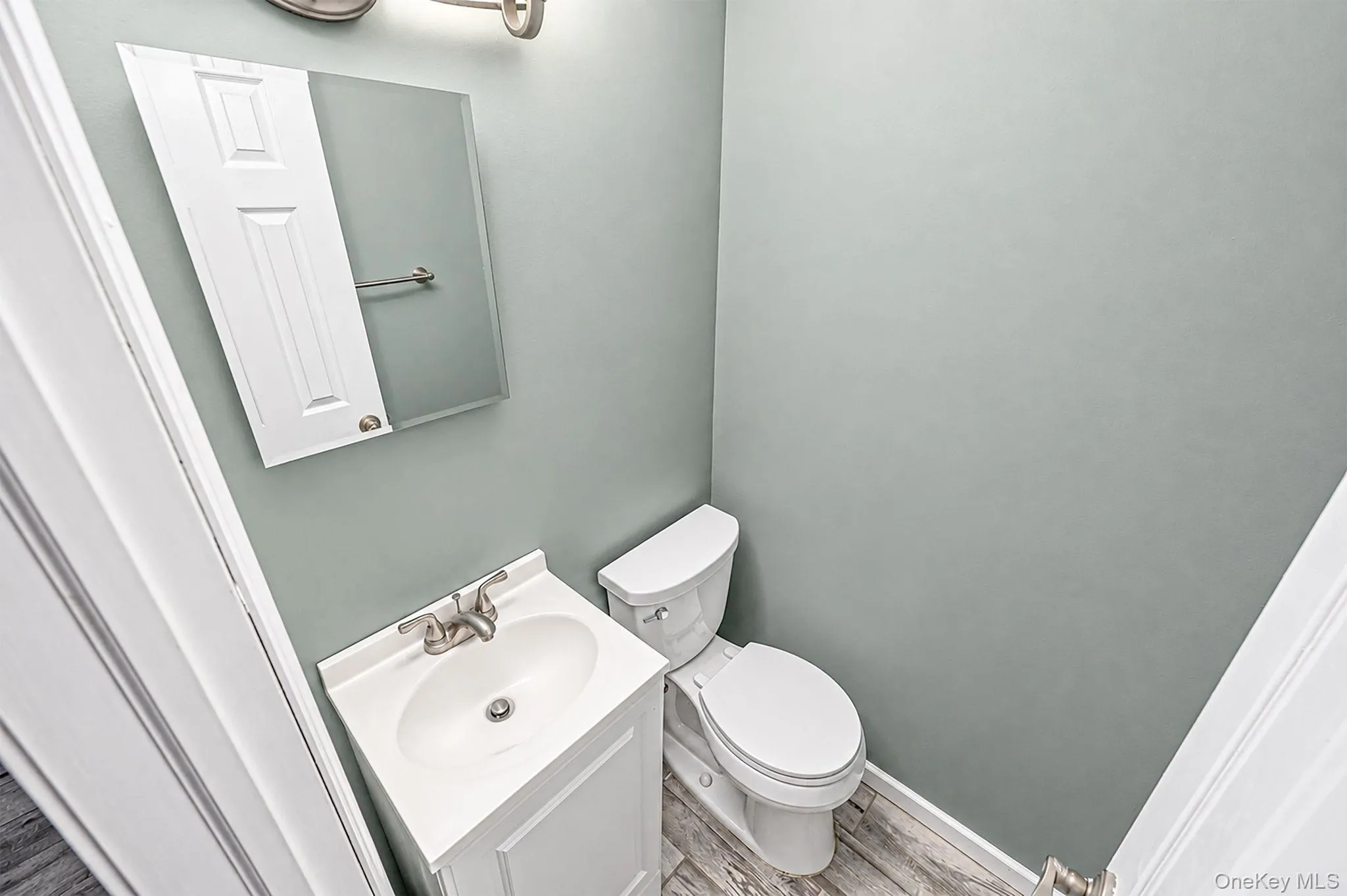 1 Allegheny Drive, Brookhaven, NY, 3 Bedrooms Bedrooms, 8 Rooms Rooms,1 BathroomBathrooms,Residential,For Rent,Allegheny,0,1055897 1 Allegheny Drive, Brookhaven, NY, 3 Bedrooms Bedrooms, 8 Rooms Rooms,1 BathroomBathrooms,Residential,For Rent,Allegheny,0,1055897