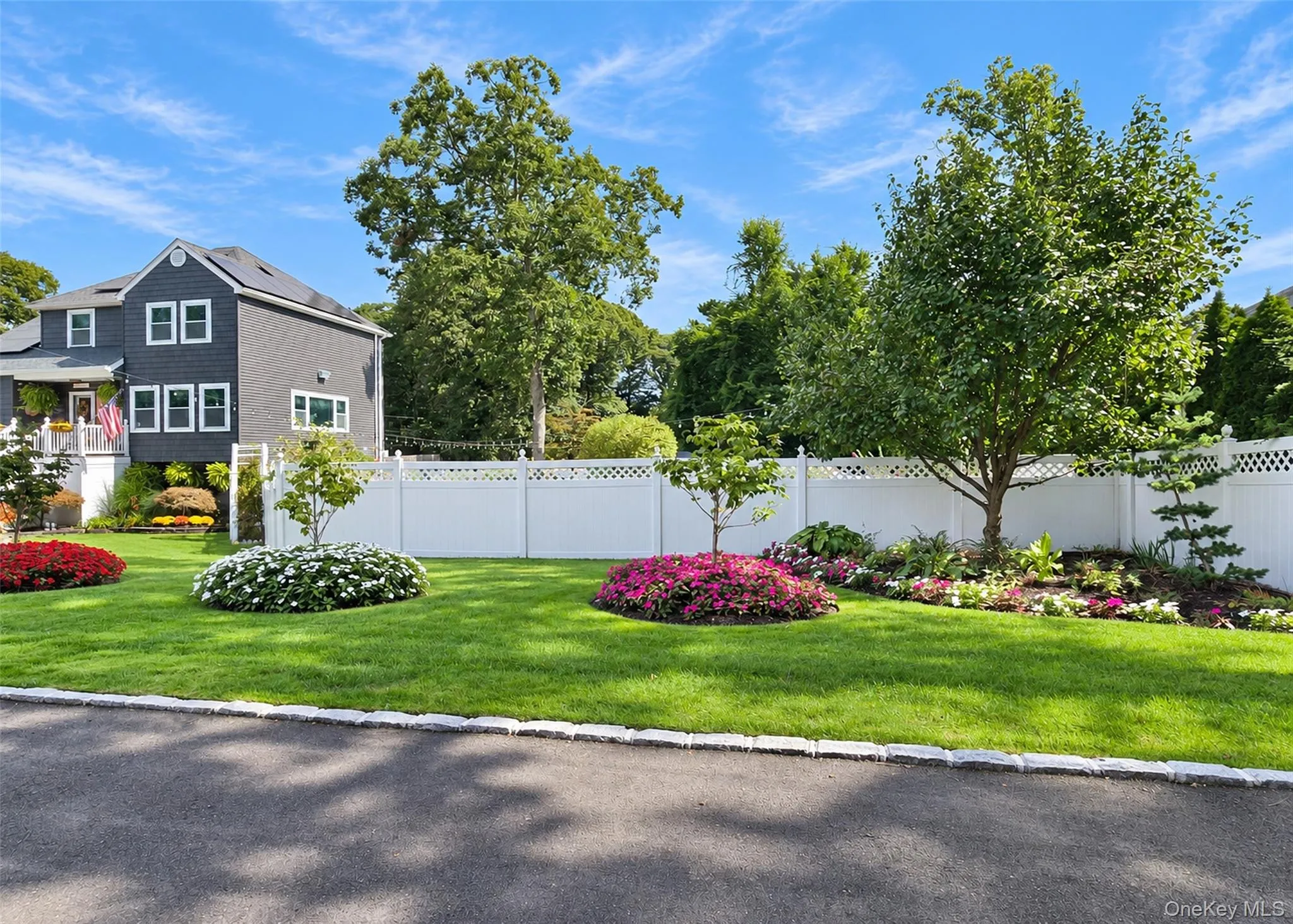 521 Park Avenue, Brookhaven, NY, 4 Bedrooms Bedrooms, 9 Rooms Rooms,2 BathroomsBathrooms,Residential,For Rent,Park,0,1055898 521 Park Avenue, Brookhaven, NY, 4 Bedrooms Bedrooms, 9 Rooms Rooms,2 BathroomsBathrooms,Residential,For Rent,Park,0,1055898