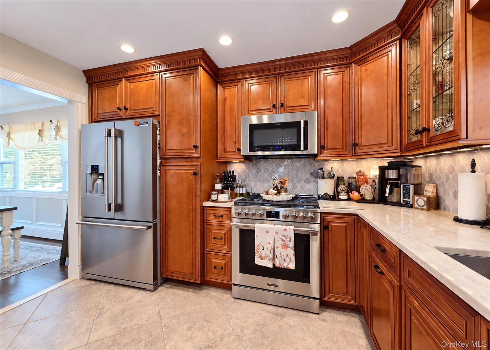 521 Park Avenue, Brookhaven, NY, 4 Bedrooms Bedrooms, 9 Rooms Rooms,2 BathroomsBathrooms,Residential,For Rent,Park,0,1055898 521 Park Avenue, Brookhaven, NY, 4 Bedrooms Bedrooms, 9 Rooms Rooms,2 BathroomsBathrooms,Residential,For Rent,Park,0,1055898