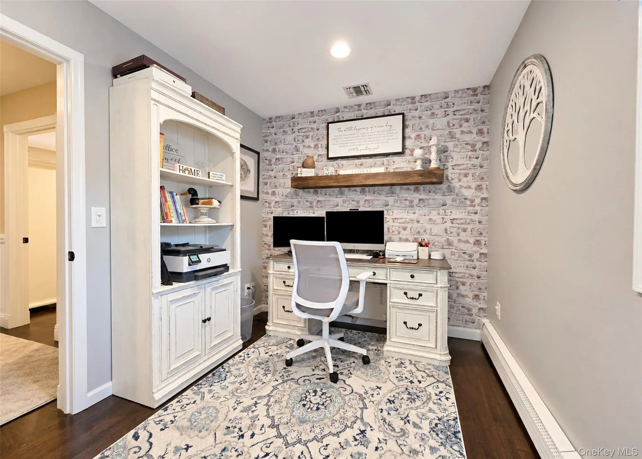 521 Park Avenue, Brookhaven, NY, 4 Bedrooms Bedrooms, 9 Rooms Rooms,2 BathroomsBathrooms,Residential,For Rent,Park,0,1055898 521 Park Avenue, Brookhaven, NY, 4 Bedrooms Bedrooms, 9 Rooms Rooms,2 BathroomsBathrooms,Residential,For Rent,Park,0,1055898