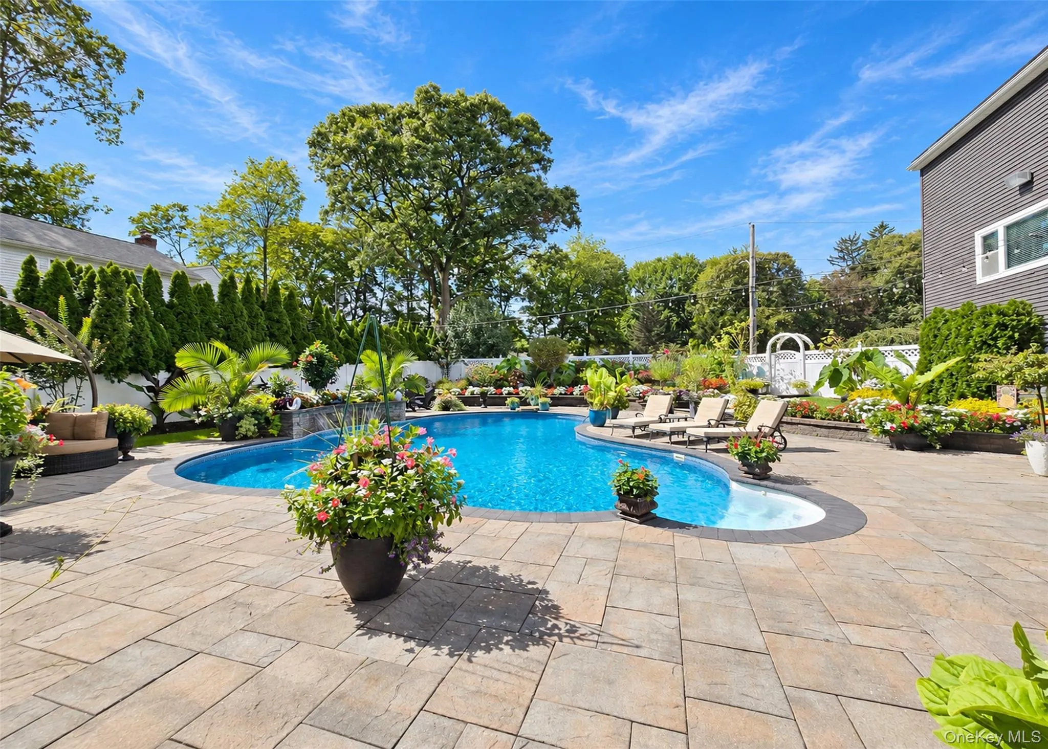 521 Park Avenue, Brookhaven, NY, 4 Bedrooms Bedrooms, 9 Rooms Rooms,2 BathroomsBathrooms,Residential,For Rent,Park,0,1055898 521 Park Avenue, Brookhaven, NY, 4 Bedrooms Bedrooms, 9 Rooms Rooms,2 BathroomsBathrooms,Residential,For Rent,Park,0,1055898