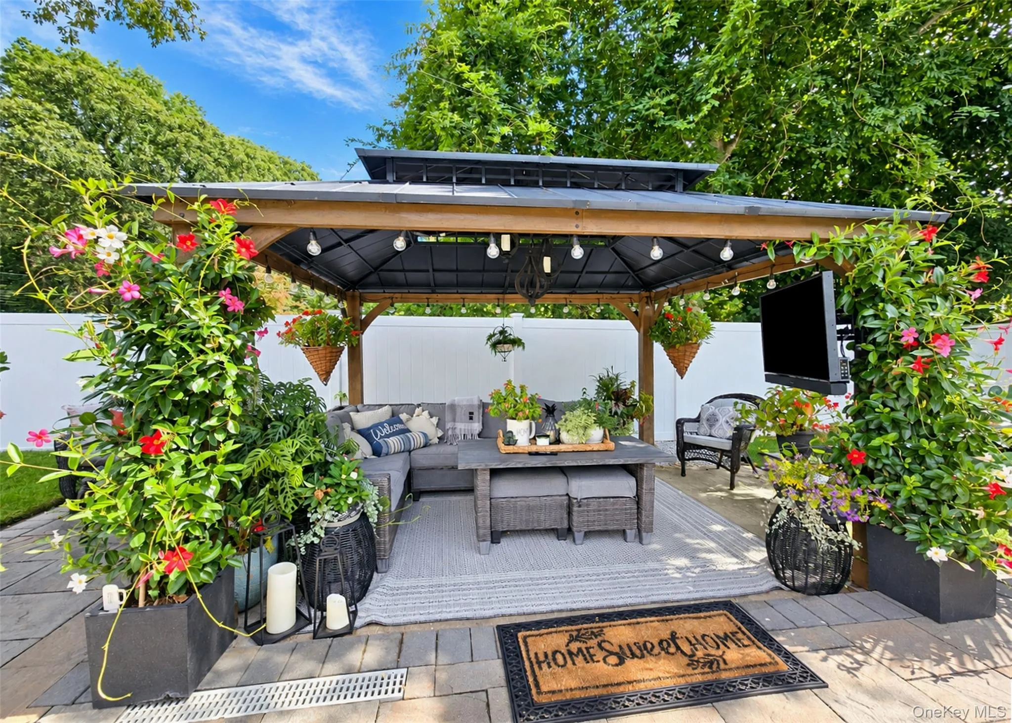 521 Park Avenue, Brookhaven, NY, 4 Bedrooms Bedrooms, 9 Rooms Rooms,2 BathroomsBathrooms,Residential,For Rent,Park,0,1055898 521 Park Avenue, Brookhaven, NY, 4 Bedrooms Bedrooms, 9 Rooms Rooms,2 BathroomsBathrooms,Residential,For Rent,Park,0,1055898