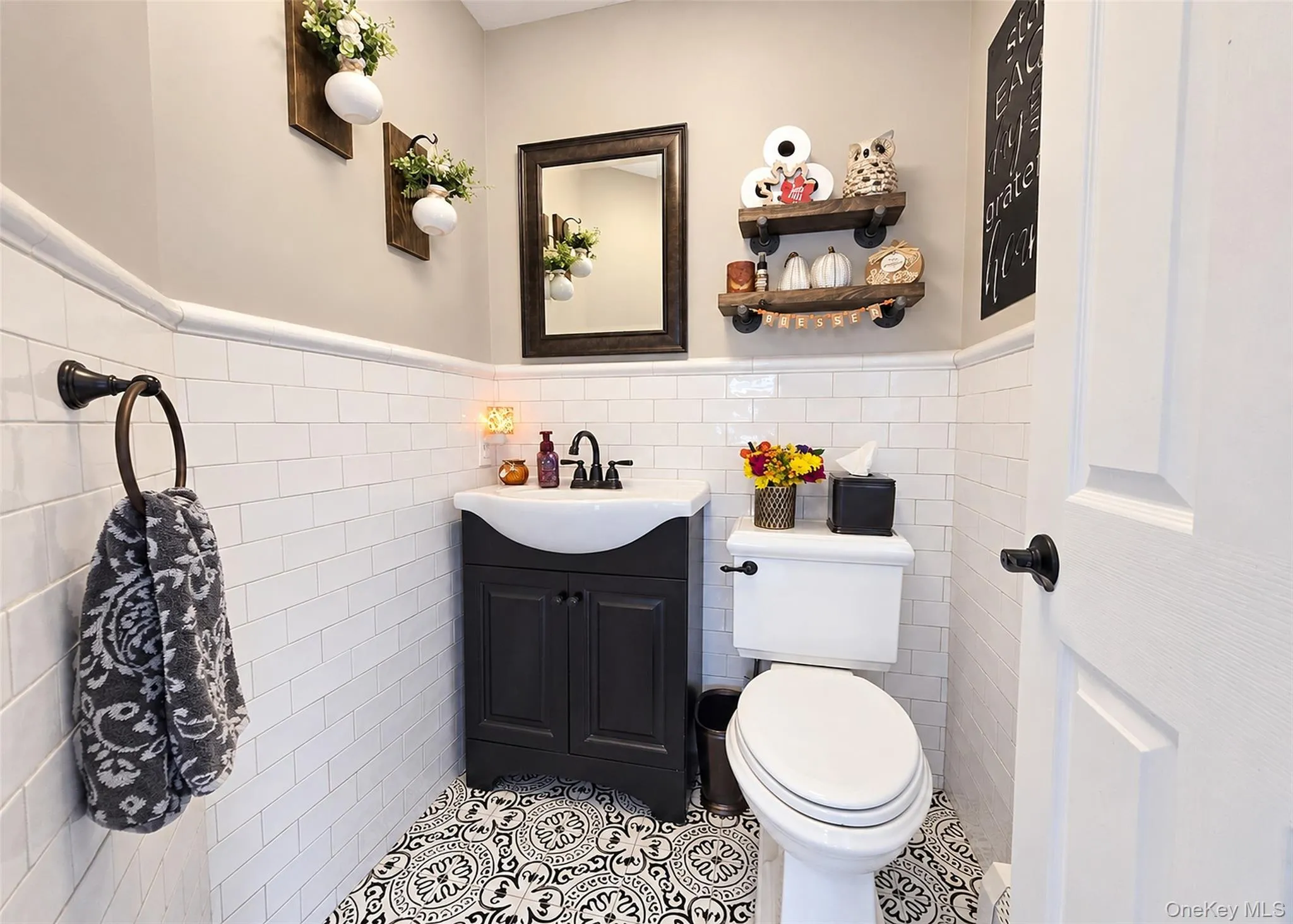521 Park Avenue, Brookhaven, NY, 4 Bedrooms Bedrooms, 9 Rooms Rooms,2 BathroomsBathrooms,Residential,For Rent,Park,0,1055898 521 Park Avenue, Brookhaven, NY, 4 Bedrooms Bedrooms, 9 Rooms Rooms,2 BathroomsBathrooms,Residential,For Rent,Park,0,1055898
