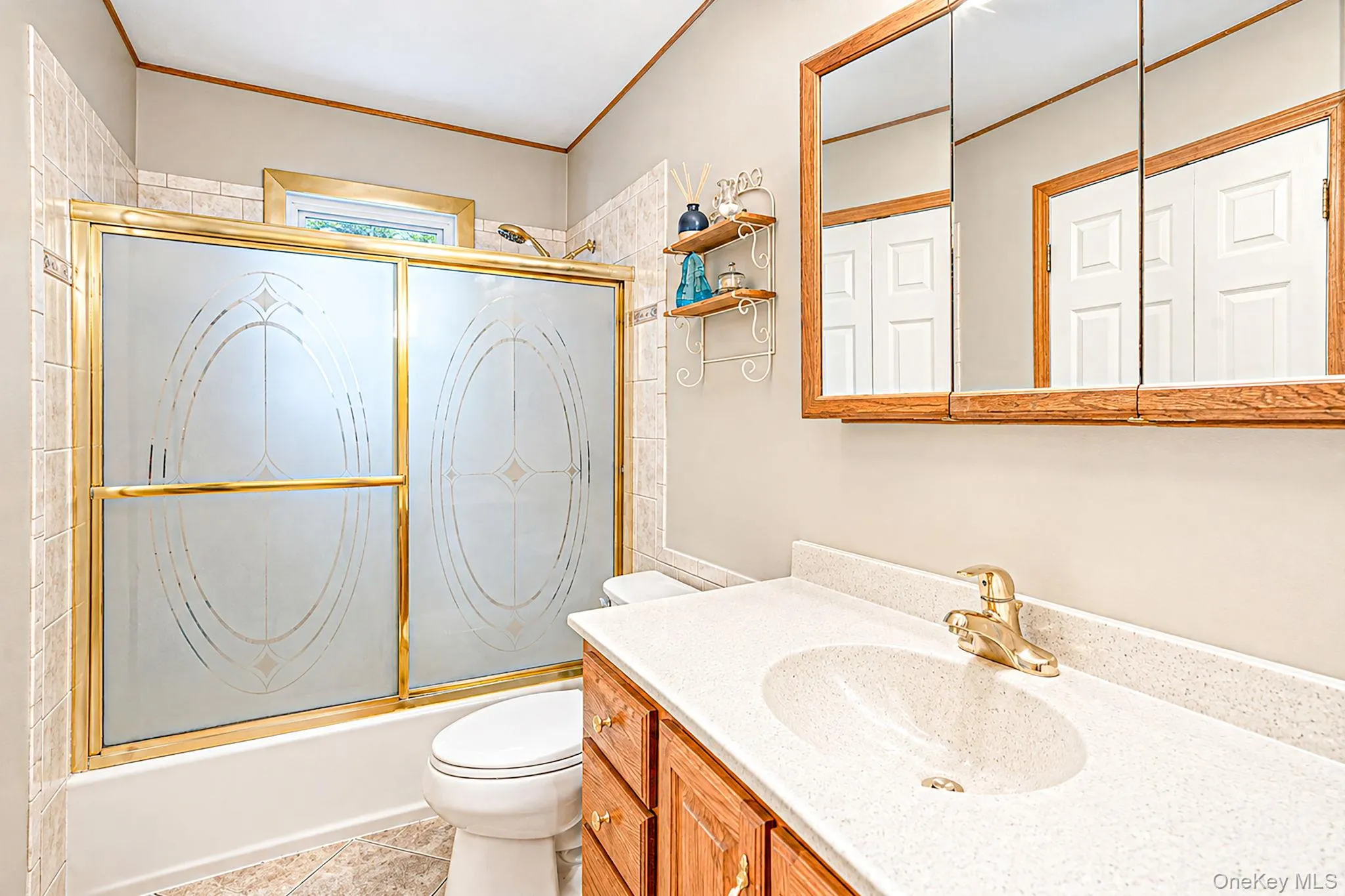 2nd Floor Bathroom 2nd Floor Bathroom