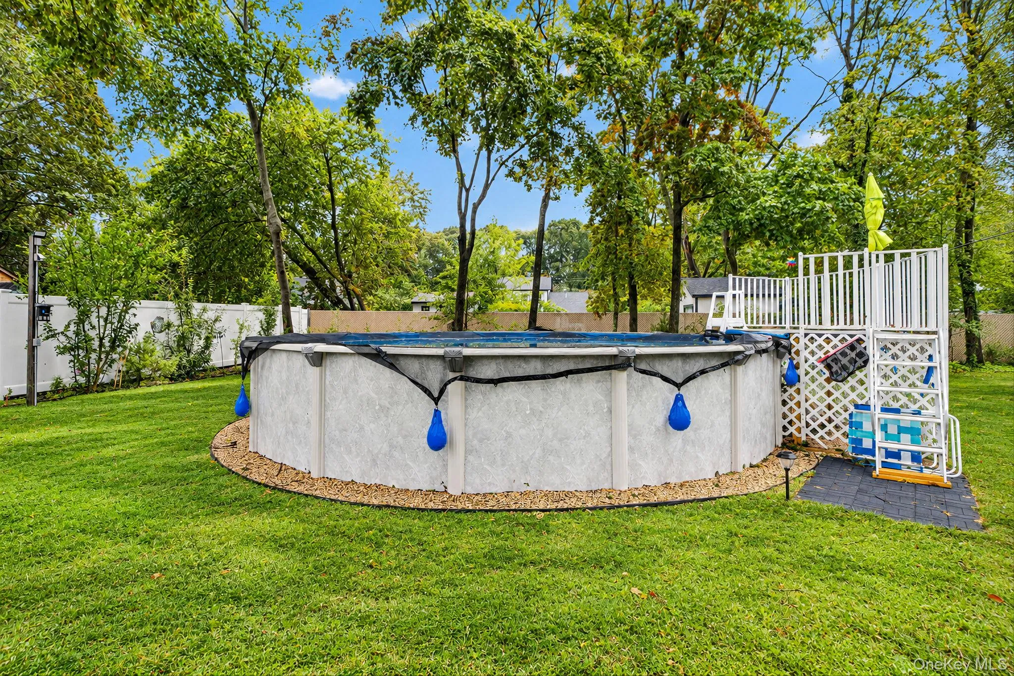 Above Ground Pool with Alarm Above Ground Pool with Alarm