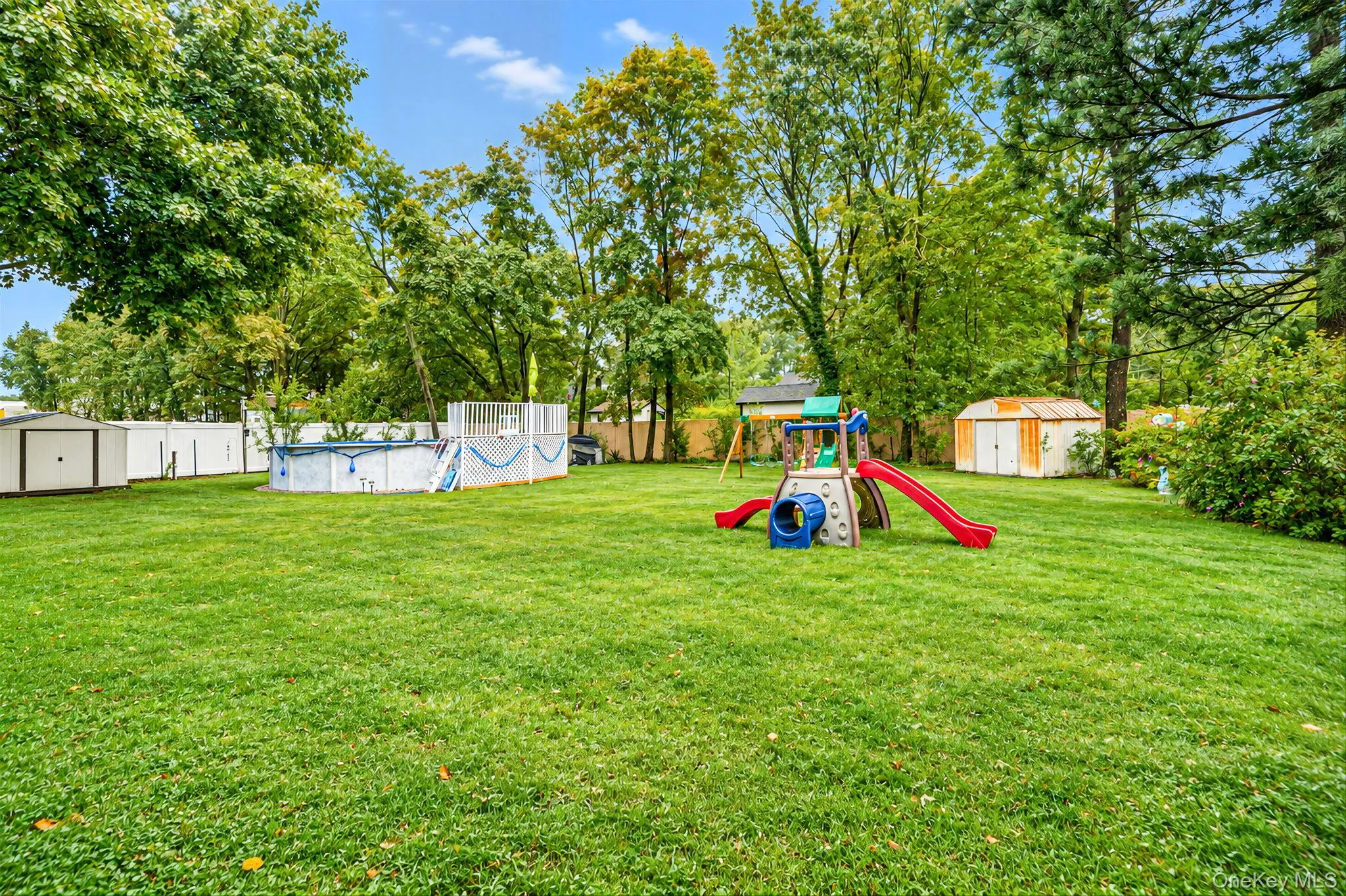 102 Robinson Avenue, Brookhaven, NY, 5 Bedrooms Bedrooms, 13 Rooms Rooms,2 BathroomsBathrooms,Residential,For Rent,Robinson,0,1055899 102 Robinson Avenue, Brookhaven, NY, 5 Bedrooms Bedrooms, 13 Rooms Rooms,2 BathroomsBathrooms,Residential,For Rent,Robinson,0,1055899