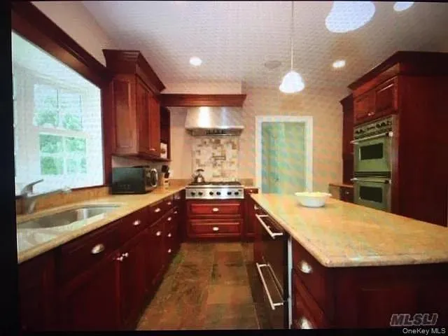 19 Night Heron Drive, Brookhaven, NY, 4 Bedroom Bedrooms, 9 Room Rooms,3 BathroomBathrooms,Residential Lease,For Rent,Night Heron,0,1055900 19 Night Heron Drive, Brookhaven, NY, 4 Bedroom Bedrooms, 9 Room Rooms,3 BathroomBathrooms,Residential Lease,For Rent,Night Heron,0,1055900