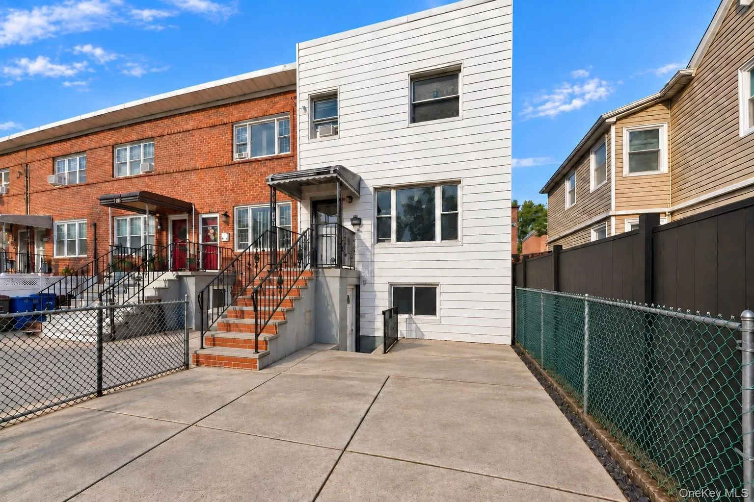 276 Swinton Avenue, New York, NY, 4 Bedrooms Bedrooms, 6 Rooms Rooms,2 BathroomsBathrooms,Residential,For Rent,Swinton,0,1055901 276 Swinton Avenue, New York, NY, 4 Bedrooms Bedrooms, 6 Rooms Rooms,2 BathroomsBathrooms,Residential,For Rent,Swinton,0,1055901