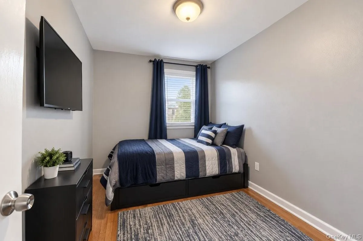 276 Swinton Avenue, New York, NY, 4 Bedrooms Bedrooms, 6 Rooms Rooms,2 BathroomsBathrooms,Residential,For Rent,Swinton,0,1055901 276 Swinton Avenue, New York, NY, 4 Bedrooms Bedrooms, 6 Rooms Rooms,2 BathroomsBathrooms,Residential,For Rent,Swinton,0,1055901
