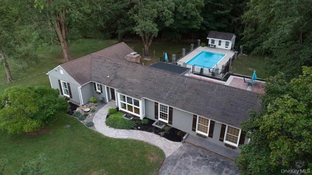 15 Merry Hill Road, La Grange, NY, 3 Bedrooms Bedrooms, 8 Rooms Rooms,2 BathroomsBathrooms,Residential,For Rent,Merry Hill,0,1055904 15 Merry Hill Road, La Grange, NY, 3 Bedrooms Bedrooms, 8 Rooms Rooms,2 BathroomsBathrooms,Residential,For Rent,Merry Hill,0,1055904