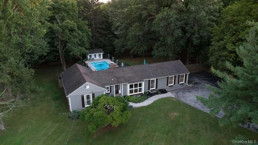 15 Merry Hill Road, La Grange, NY, 3 Bedrooms Bedrooms, 8 Rooms Rooms,2 BathroomsBathrooms,Residential,For Rent,Merry Hill,0,1055904 15 Merry Hill Road, La Grange, NY, 3 Bedrooms Bedrooms, 8 Rooms Rooms,2 BathroomsBathrooms,Residential,For Rent,Merry Hill,0,1055904