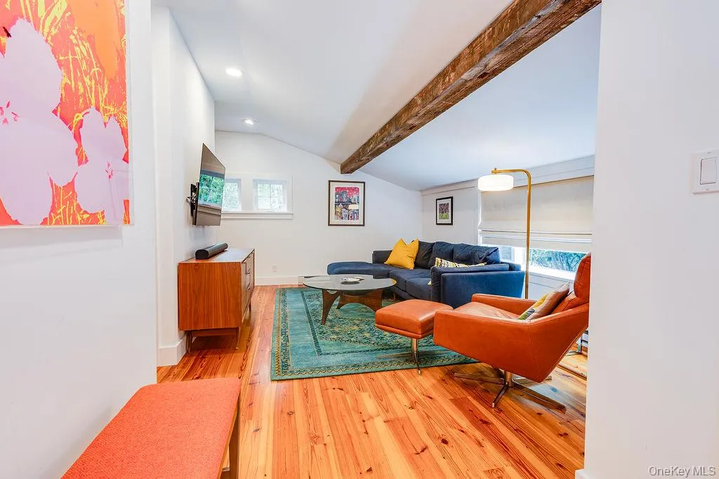 592 Landing Avenue, Smithtown, NY, 5 Bedrooms Bedrooms, 11 Rooms Rooms,2 BathroomsBathrooms,Residential,For Rent,Landing,0,1055906 592 Landing Avenue, Smithtown, NY, 5 Bedrooms Bedrooms, 11 Rooms Rooms,2 BathroomsBathrooms,Residential,For Rent,Landing,0,1055906