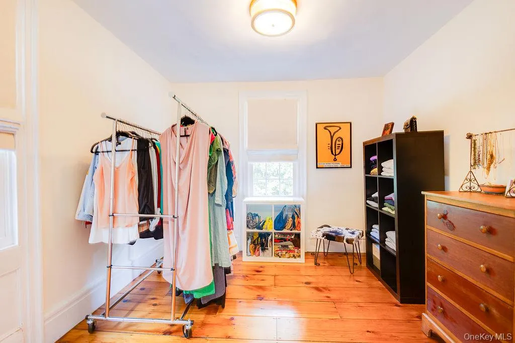 Bedroom as Dressing Room Bedroom as Dressing Room