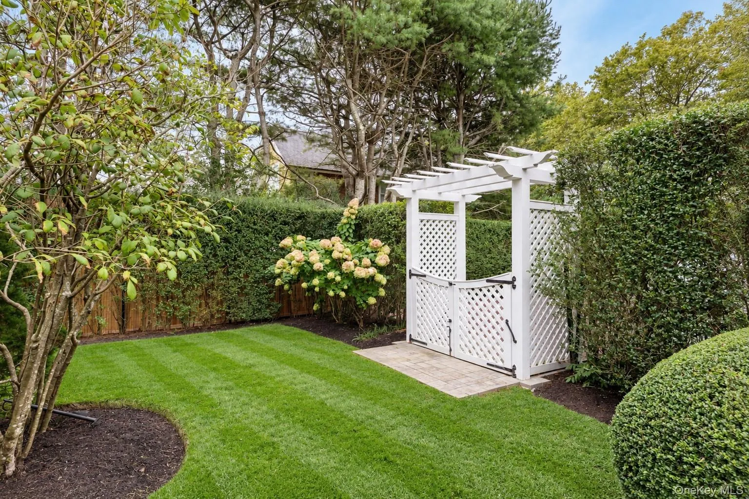 170 Breese Lane, Southampton, NY, 4 Bedrooms Bedrooms, 14 Rooms Rooms,4 BathroomsBathrooms,Residential,For Rent,Breese,0,1055908 170 Breese Lane, Southampton, NY, 4 Bedrooms Bedrooms, 14 Rooms Rooms,4 BathroomsBathrooms,Residential,For Rent,Breese,0,1055908