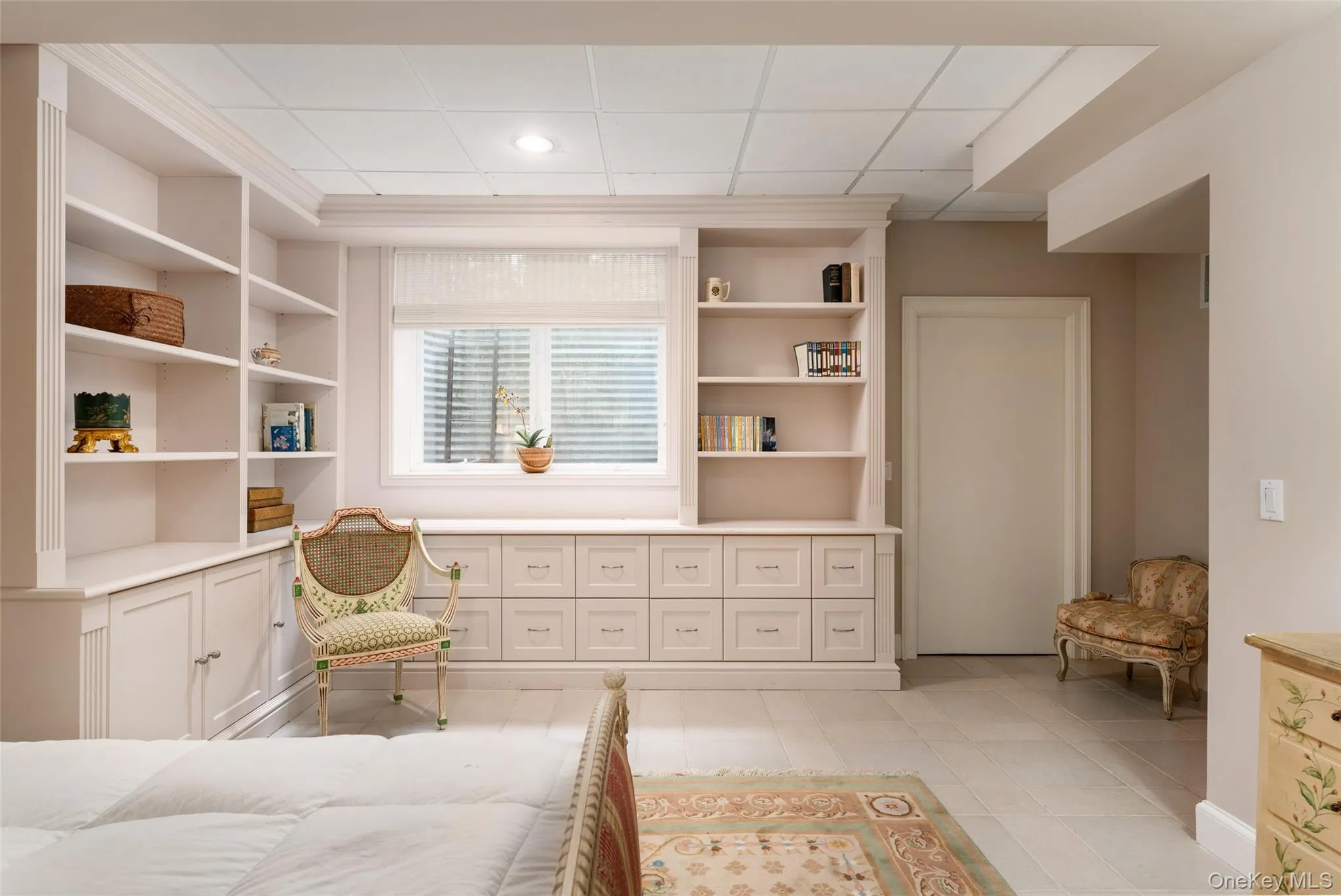 170 Breese Lane, Southampton, NY, 4 Bedrooms Bedrooms, 14 Rooms Rooms,4 BathroomsBathrooms,Residential,For Rent,Breese,0,1055908 170 Breese Lane, Southampton, NY, 4 Bedrooms Bedrooms, 14 Rooms Rooms,4 BathroomsBathrooms,Residential,For Rent,Breese,0,1055908