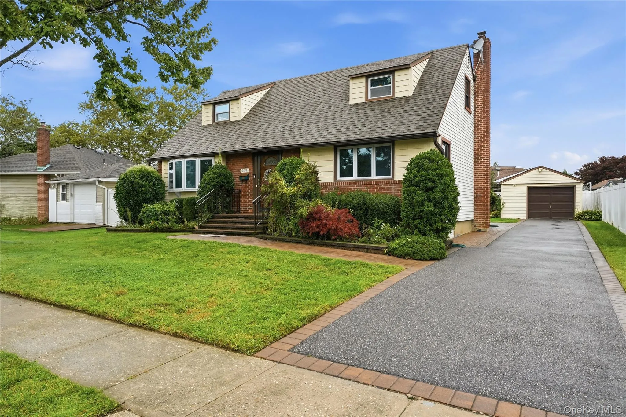947 White Birch Lane, Hempstead, NY, 4 Bedrooms Bedrooms, 7 Rooms Rooms,2 BathroomsBathrooms,Residential,For Rent,White Birch,0,1055910 947 White Birch Lane, Hempstead, NY, 4 Bedrooms Bedrooms, 7 Rooms Rooms,2 BathroomsBathrooms,Residential,For Rent,White Birch,0,1055910