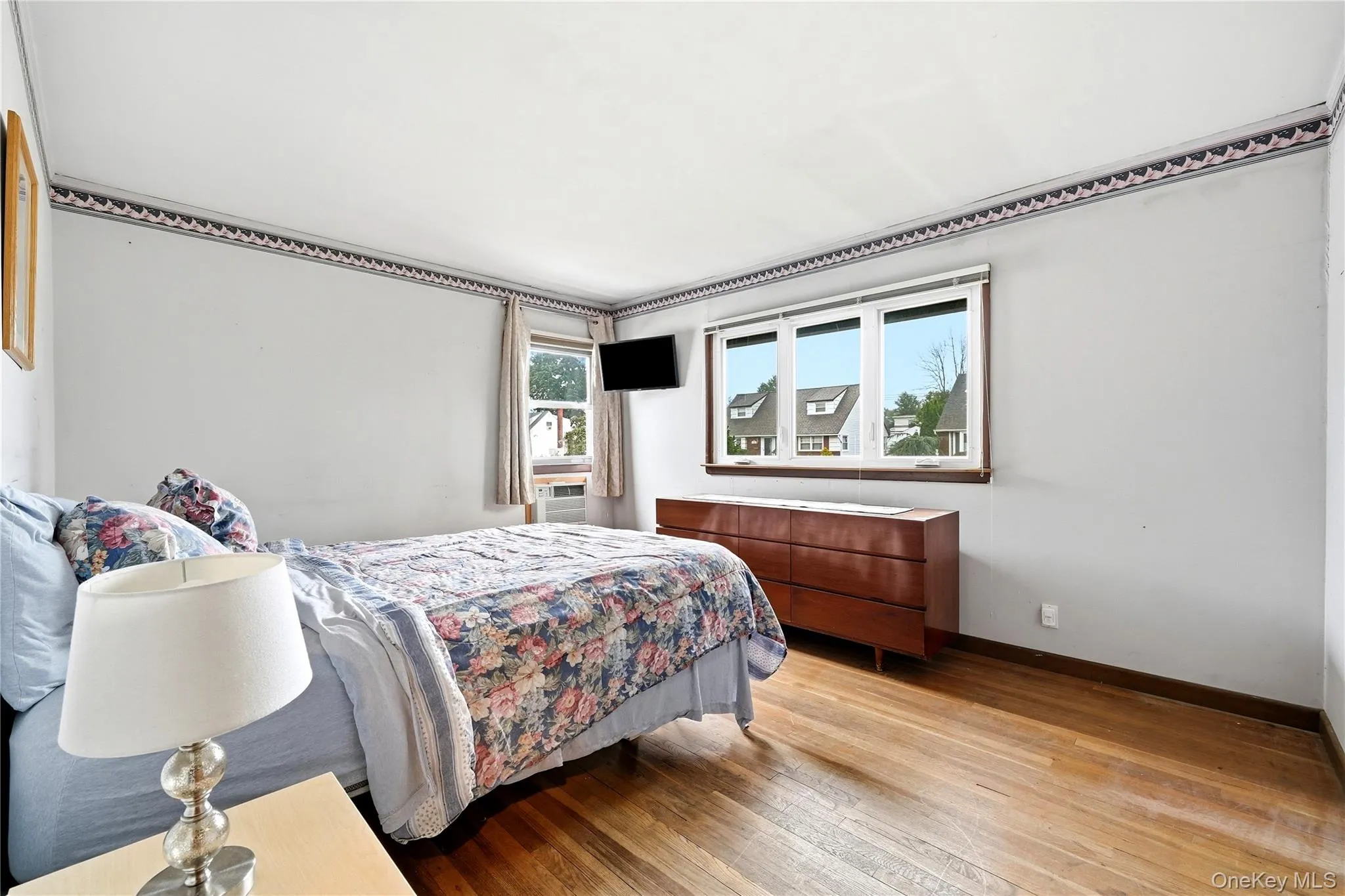 947 White Birch Lane, Hempstead, NY, 4 Bedrooms Bedrooms, 7 Rooms Rooms,2 BathroomsBathrooms,Residential,For Rent,White Birch,0,1055910 947 White Birch Lane, Hempstead, NY, 4 Bedrooms Bedrooms, 7 Rooms Rooms,2 BathroomsBathrooms,Residential,For Rent,White Birch,0,1055910