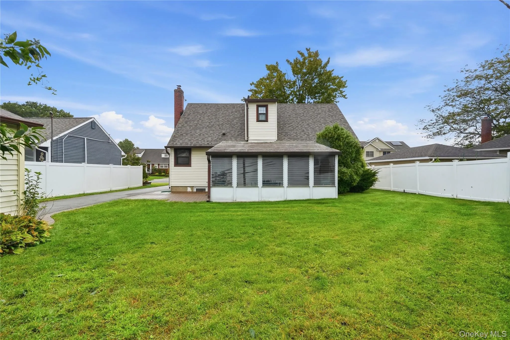 947 White Birch Lane, Hempstead, NY, 4 Bedrooms Bedrooms, 7 Rooms Rooms,2 BathroomsBathrooms,Residential,For Rent,White Birch,0,1055910 947 White Birch Lane, Hempstead, NY, 4 Bedrooms Bedrooms, 7 Rooms Rooms,2 BathroomsBathrooms,Residential,For Rent,White Birch,0,1055910