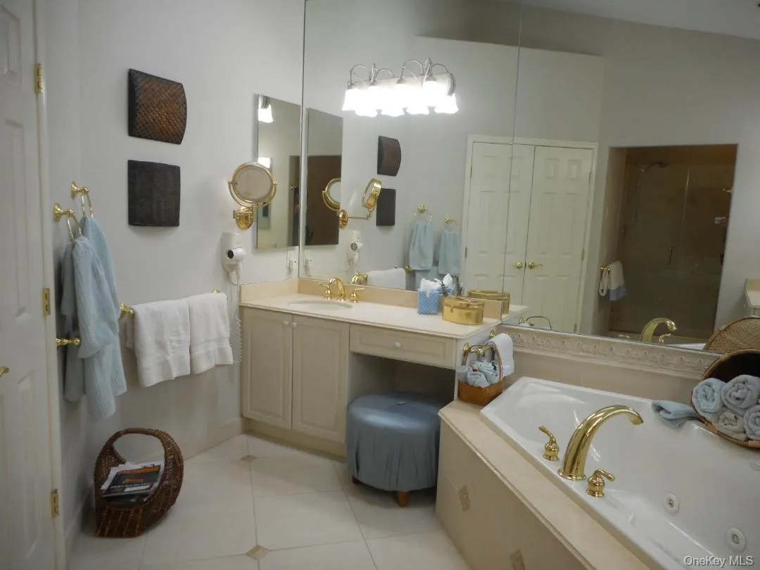 173 Hamlet Drive, Brookhaven, NY, 3 Bedrooms Bedrooms, 8 Rooms Rooms,2 BathroomsBathrooms,Residential,For Rent,Hamlet,0,1055911 173 Hamlet Drive, Brookhaven, NY, 3 Bedrooms Bedrooms, 8 Rooms Rooms,2 BathroomsBathrooms,Residential,For Rent,Hamlet,0,1055911
