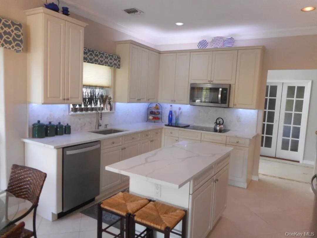 173 Hamlet Drive, Brookhaven, NY, 3 Bedrooms Bedrooms, 8 Rooms Rooms,2 BathroomsBathrooms,Residential,For Rent,Hamlet,0,1055911 173 Hamlet Drive, Brookhaven, NY, 3 Bedrooms Bedrooms, 8 Rooms Rooms,2 BathroomsBathrooms,Residential,For Rent,Hamlet,0,1055911