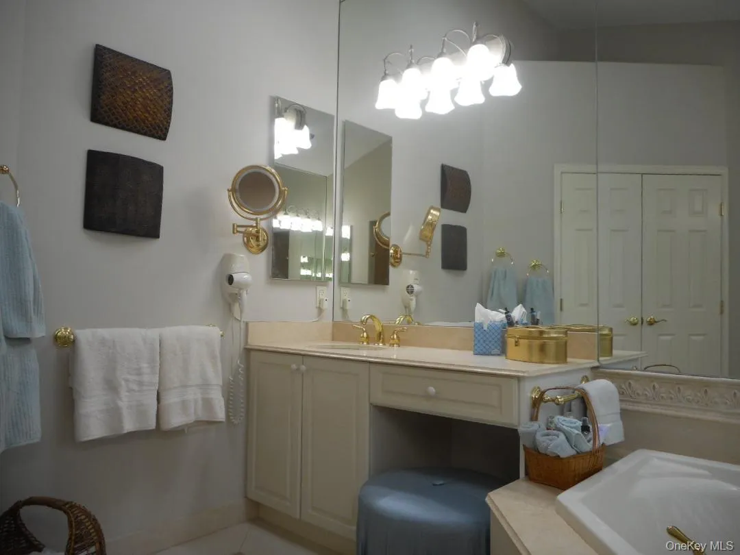 173 Hamlet Drive, Brookhaven, NY, 3 Bedrooms Bedrooms, 8 Rooms Rooms,2 BathroomsBathrooms,Residential,For Rent,Hamlet,0,1055911 173 Hamlet Drive, Brookhaven, NY, 3 Bedrooms Bedrooms, 8 Rooms Rooms,2 BathroomsBathrooms,Residential,For Rent,Hamlet,0,1055911