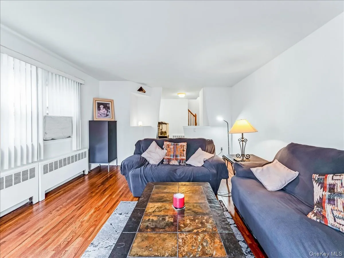 1559 Hering Avenue, New York, NY, 3 Bedrooms Bedrooms, 8 Rooms Rooms,Residential Lease,For Rent,Hering,0,1055912 1559 Hering Avenue, New York, NY, 3 Bedrooms Bedrooms, 8 Rooms Rooms,Residential Lease,For Rent,Hering,0,1055912