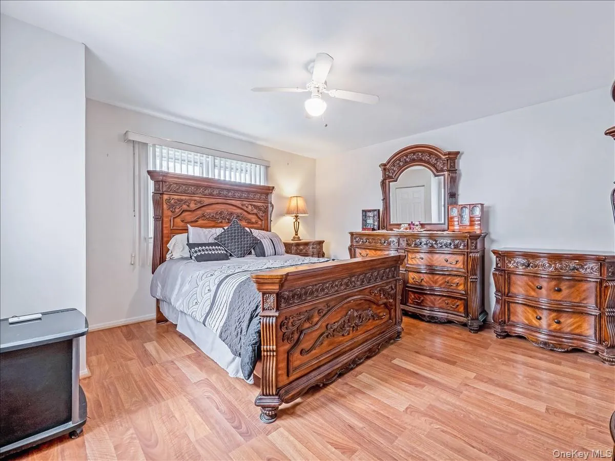 1559 Hering Avenue, New York, NY, 3 Bedrooms Bedrooms, 8 Rooms Rooms,Residential Lease,For Rent,Hering,0,1055912 1559 Hering Avenue, New York, NY, 3 Bedrooms Bedrooms, 8 Rooms Rooms,Residential Lease,For Rent,Hering,0,1055912