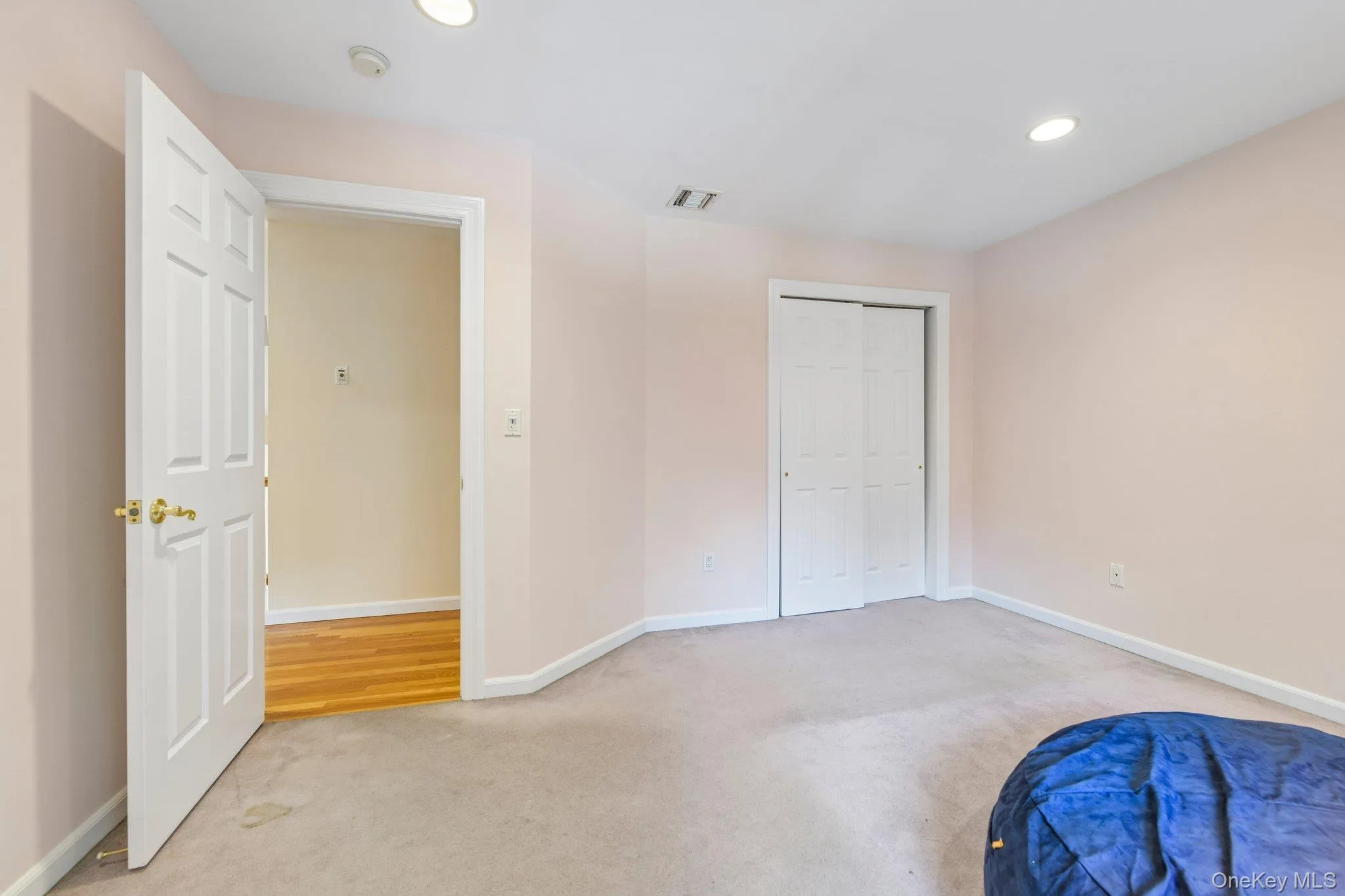 2175 Helene Avenue, Hempstead, NY, 4 Bedrooms Bedrooms, 8 Rooms Rooms,2 BathroomsBathrooms,Residential,For Rent,Helene,0,1055913 2175 Helene Avenue, Hempstead, NY, 4 Bedrooms Bedrooms, 8 Rooms Rooms,2 BathroomsBathrooms,Residential,For Rent,Helene,0,1055913