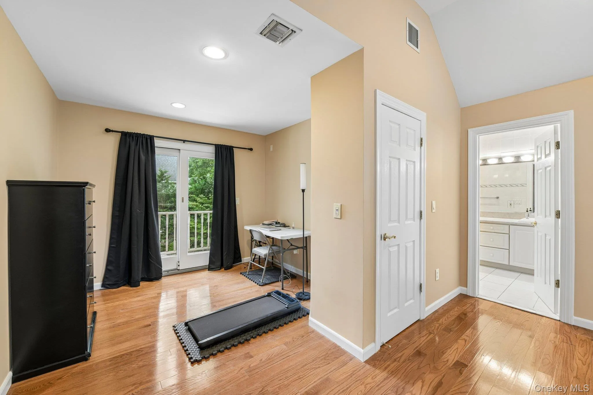2175 Helene Avenue, Hempstead, NY, 4 Bedrooms Bedrooms, 8 Rooms Rooms,2 BathroomsBathrooms,Residential,For Rent,Helene,0,1055913 2175 Helene Avenue, Hempstead, NY, 4 Bedrooms Bedrooms, 8 Rooms Rooms,2 BathroomsBathrooms,Residential,For Rent,Helene,0,1055913