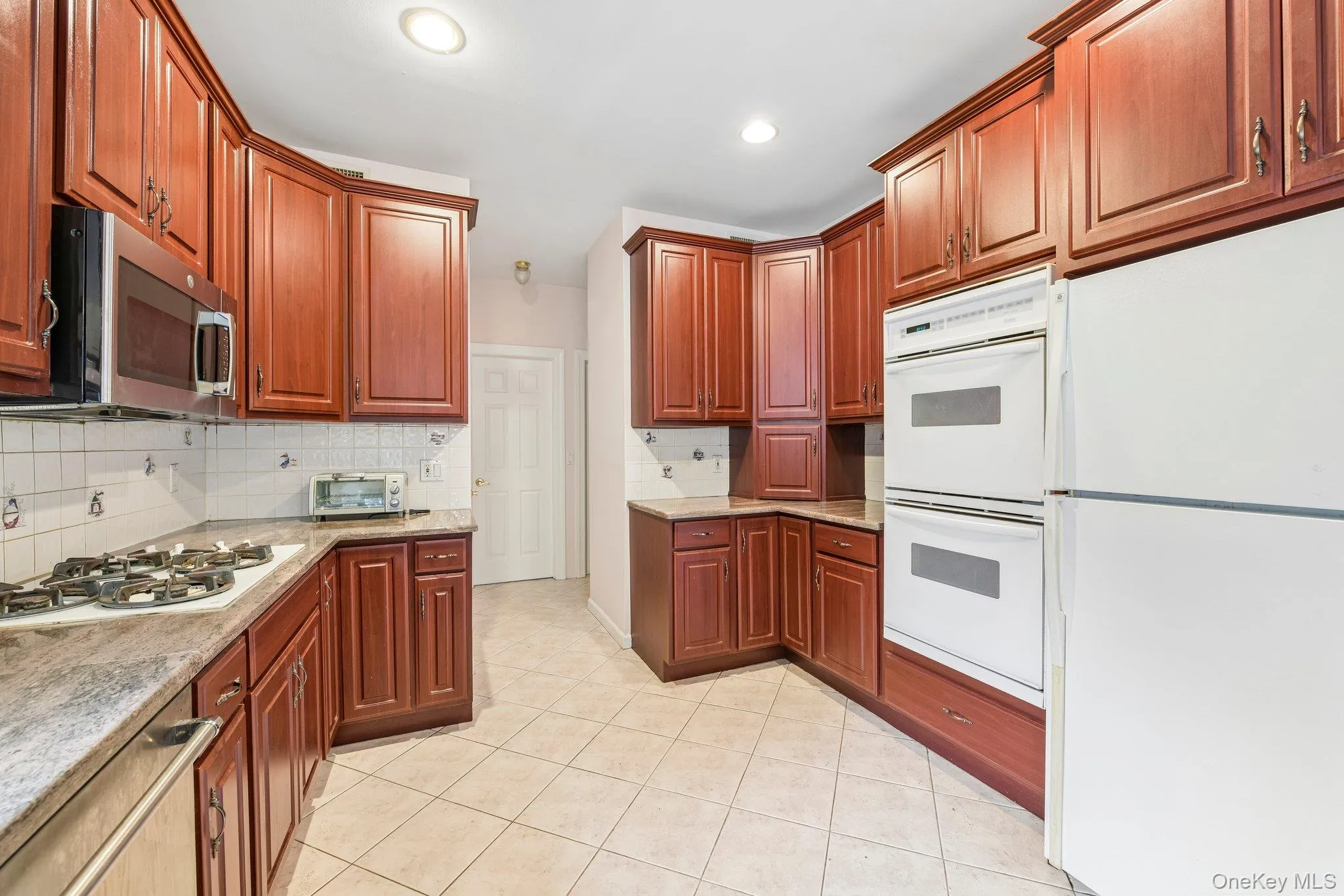 2175 Helene Avenue, Hempstead, NY, 4 Bedrooms Bedrooms, 8 Rooms Rooms,2 BathroomsBathrooms,Residential,For Rent,Helene,0,1055913 2175 Helene Avenue, Hempstead, NY, 4 Bedrooms Bedrooms, 8 Rooms Rooms,2 BathroomsBathrooms,Residential,For Rent,Helene,0,1055913