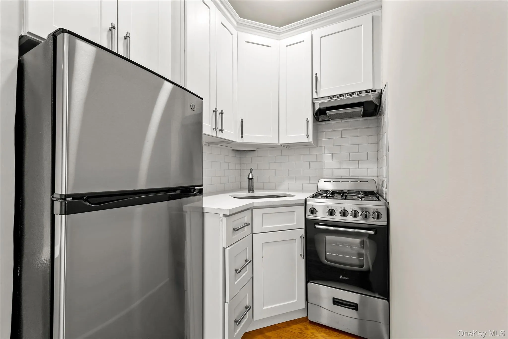 99-52 66th Rd, New York, NY, 4 Rooms Rooms,1 BathroomBathrooms,Residential,For Rent,66th Rd,0,1055921 99-52 66th Rd, New York, NY, 4 Rooms Rooms,1 BathroomBathrooms,Residential,For Rent,66th Rd,0,1055921