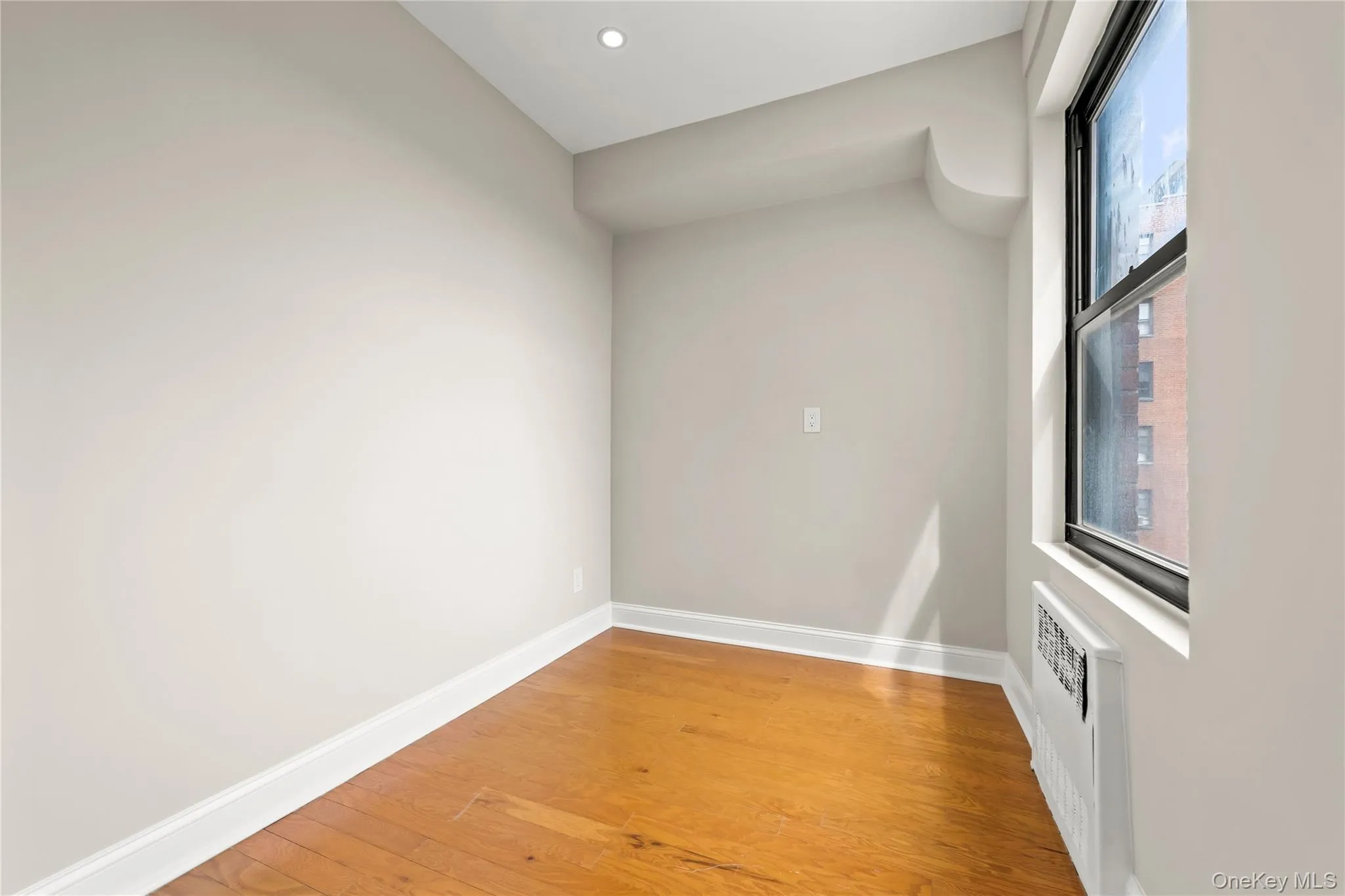 99-52 66th Rd, New York, NY, 4 Rooms Rooms,1 BathroomBathrooms,Residential,For Rent,66th Rd,0,1055921 99-52 66th Rd, New York, NY, 4 Rooms Rooms,1 BathroomBathrooms,Residential,For Rent,66th Rd,0,1055921