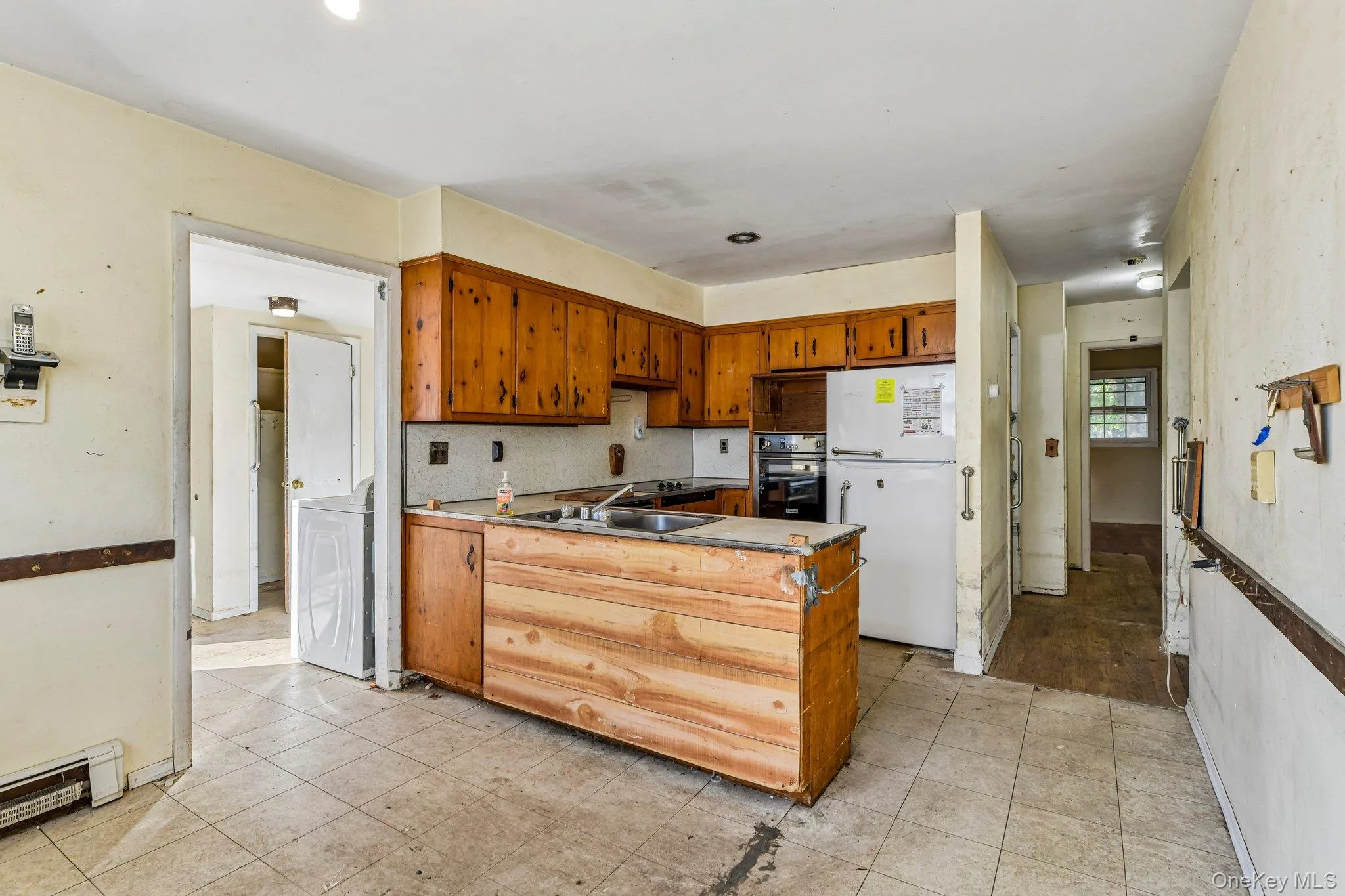18 Wrana Street, Brookhaven, NY, 4 Bedrooms Bedrooms, 8 Rooms Rooms,2 BathroomsBathrooms,Residential,For Rent,Wrana,0,1055924 18 Wrana Street, Brookhaven, NY, 4 Bedrooms Bedrooms, 8 Rooms Rooms,2 BathroomsBathrooms,Residential,For Rent,Wrana,0,1055924