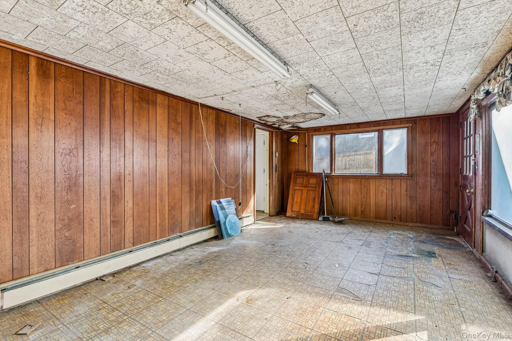 18 Wrana Street, Brookhaven, NY, 4 Bedrooms Bedrooms, 8 Rooms Rooms,2 BathroomsBathrooms,Residential,For Rent,Wrana,0,1055924 18 Wrana Street, Brookhaven, NY, 4 Bedrooms Bedrooms, 8 Rooms Rooms,2 BathroomsBathrooms,Residential,For Rent,Wrana,0,1055924