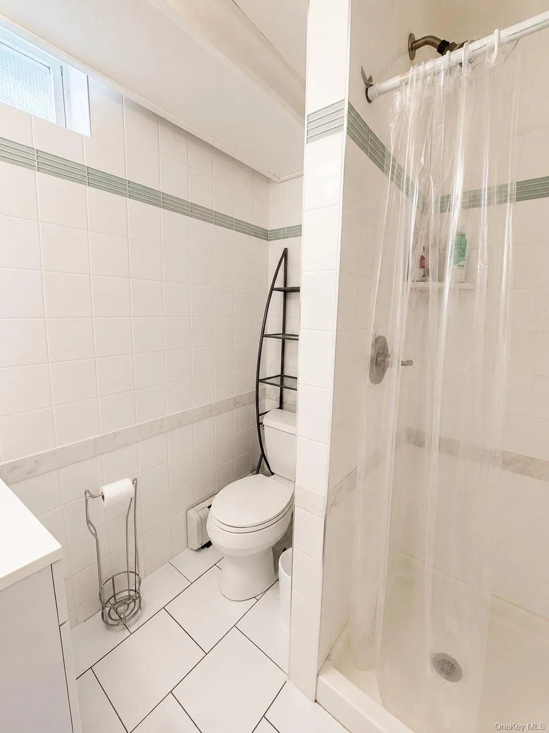 202-13 33rd Avenue, New York, NY, 3 Bedrooms Bedrooms, 5 Rooms Rooms,2 BathroomsBathrooms,Residential,For Rent,33rd,0,1055932 202-13 33rd Avenue, New York, NY, 3 Bedrooms Bedrooms, 5 Rooms Rooms,2 BathroomsBathrooms,Residential,For Rent,33rd,0,1055932