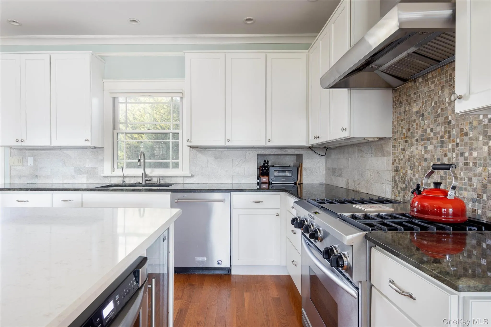 1600 Westview Drive, Southold, NY, 3 Bedrooms Bedrooms, 7 Rooms Rooms,3 BathroomsBathrooms,Residential,For Rent,Westview,0,1055937 1600 Westview Drive, Southold, NY, 3 Bedrooms Bedrooms, 7 Rooms Rooms,3 BathroomsBathrooms,Residential,For Rent,Westview,0,1055937