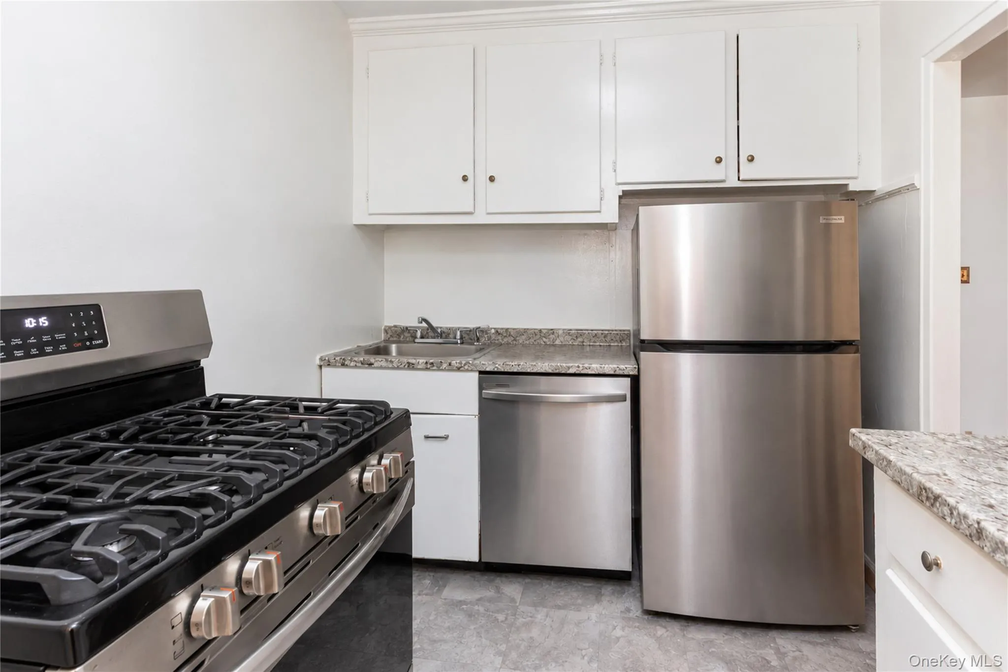3299 Cambridge Avenue, New York, NY, 2 Bedrooms Bedrooms, 5 Rooms Rooms,2 BathroomsBathrooms,Residential,For Rent,Cambridge,0,1055938 3299 Cambridge Avenue, New York, NY, 2 Bedrooms Bedrooms, 5 Rooms Rooms,2 BathroomsBathrooms,Residential,For Rent,Cambridge,0,1055938