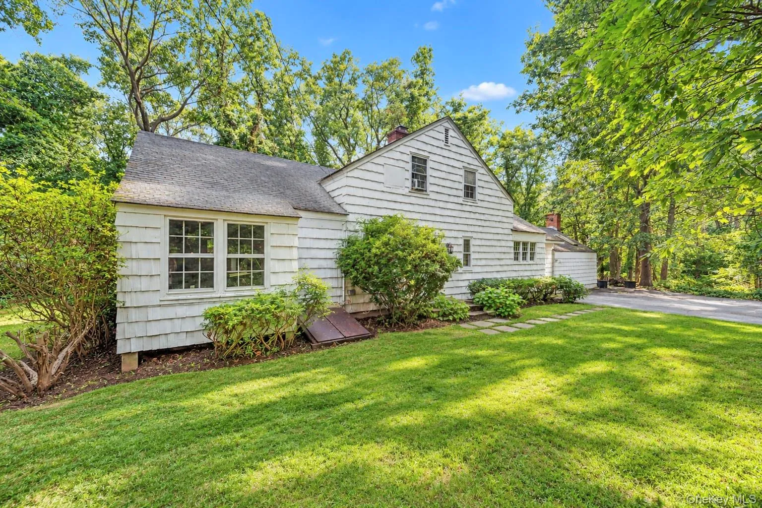 2 Glenwater Lane, Brookhaven, NY, 4 Bedrooms Bedrooms, 8 Rooms Rooms,2 BathroomsBathrooms,Residential,For Rent,Glenwater,0,1055947 2 Glenwater Lane, Brookhaven, NY, 4 Bedrooms Bedrooms, 8 Rooms Rooms,2 BathroomsBathrooms,Residential,For Rent,Glenwater,0,1055947