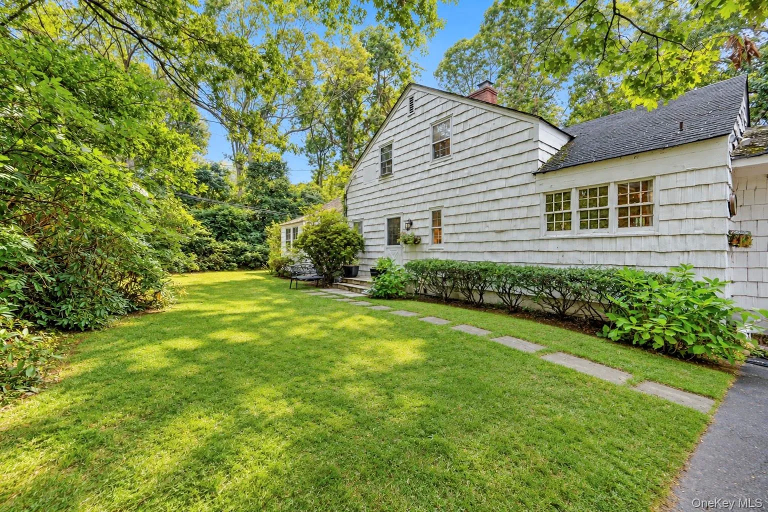 2 Glenwater Lane, Brookhaven, NY, 4 Bedrooms Bedrooms, 8 Rooms Rooms,2 BathroomsBathrooms,Residential,For Rent,Glenwater,0,1055947 2 Glenwater Lane, Brookhaven, NY, 4 Bedrooms Bedrooms, 8 Rooms Rooms,2 BathroomsBathrooms,Residential,For Rent,Glenwater,0,1055947
